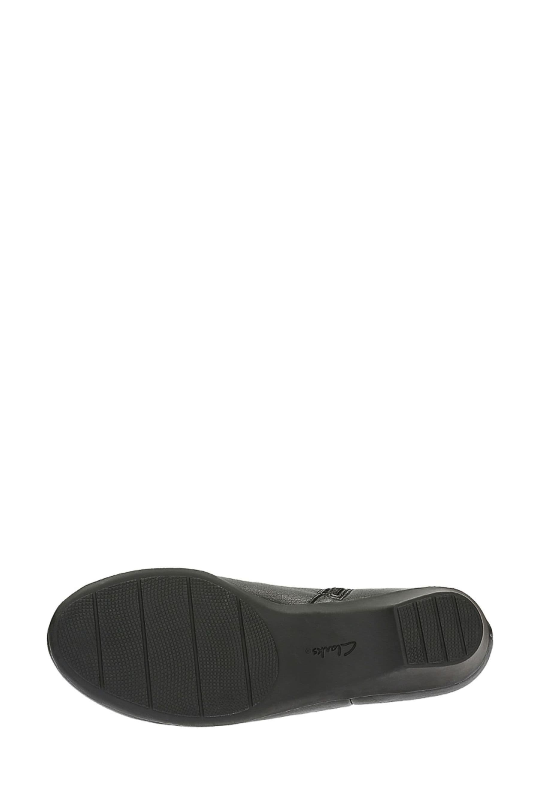 Clarks matron ella discount