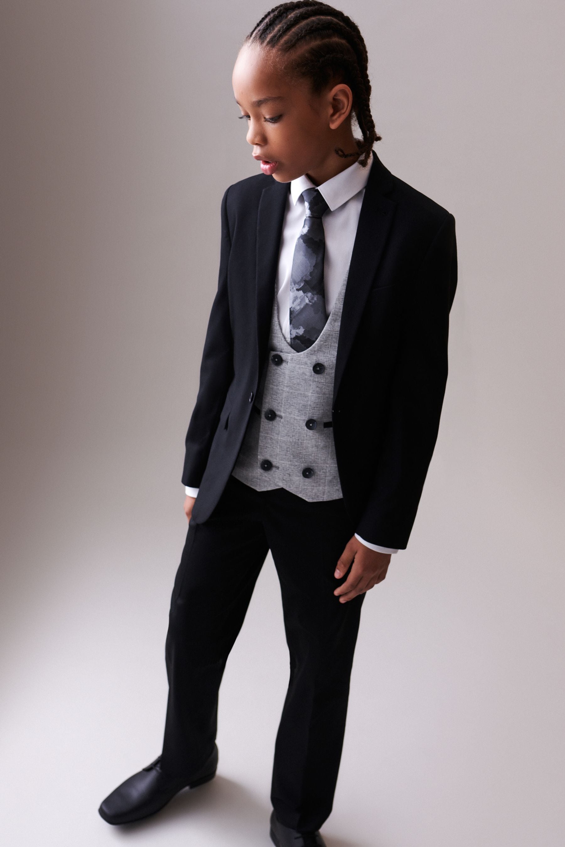 Skinny suits uk discount
