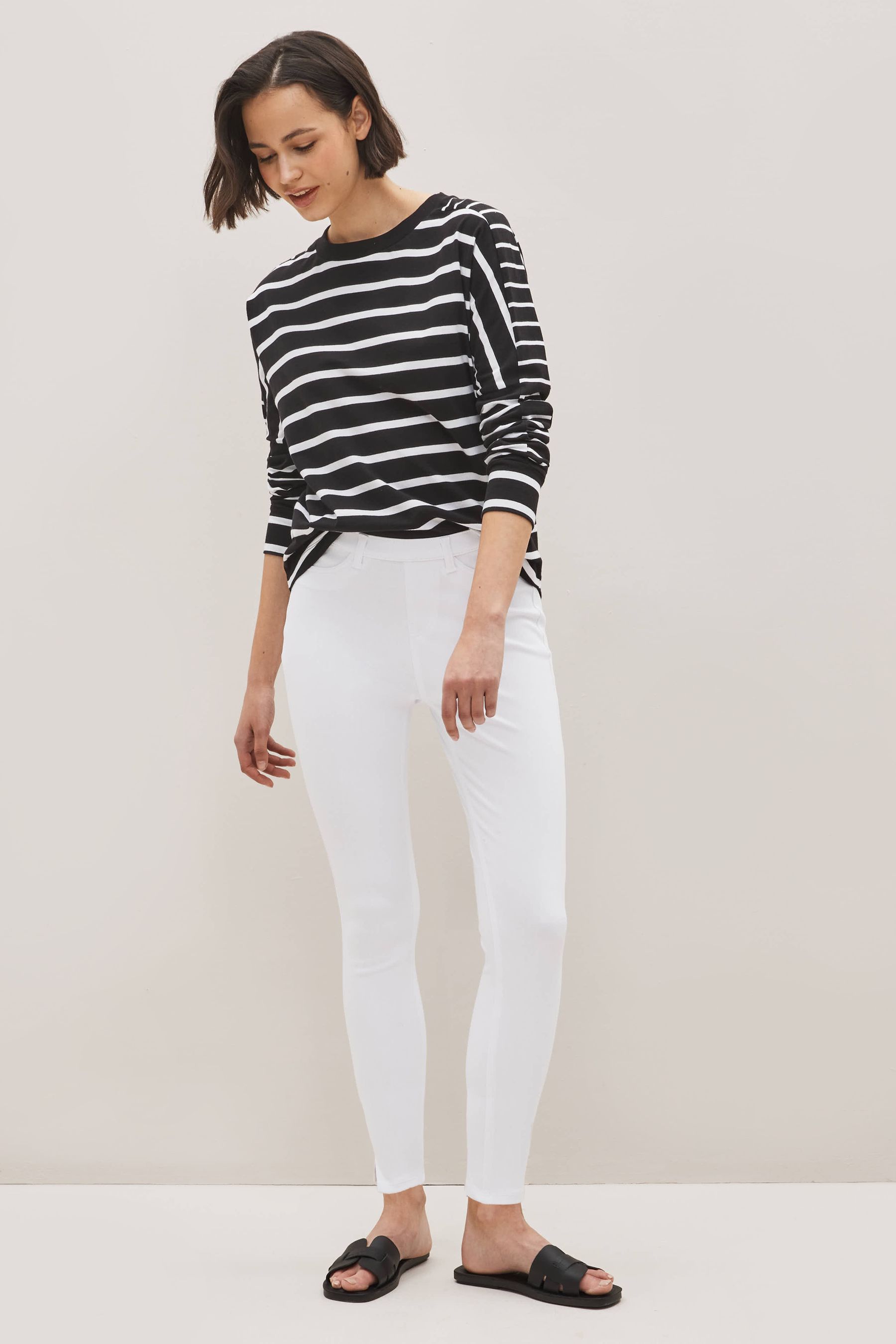 Next white leggings top