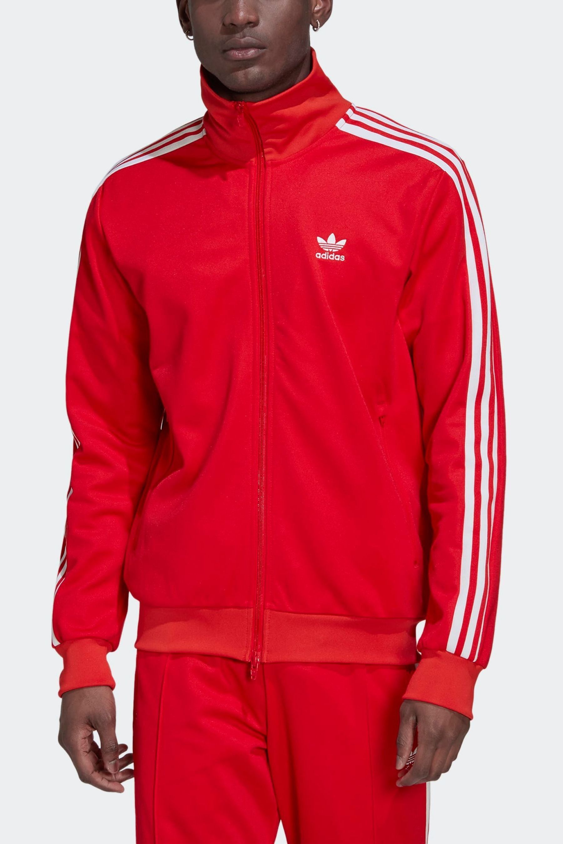 Adidas adicolor red 2025