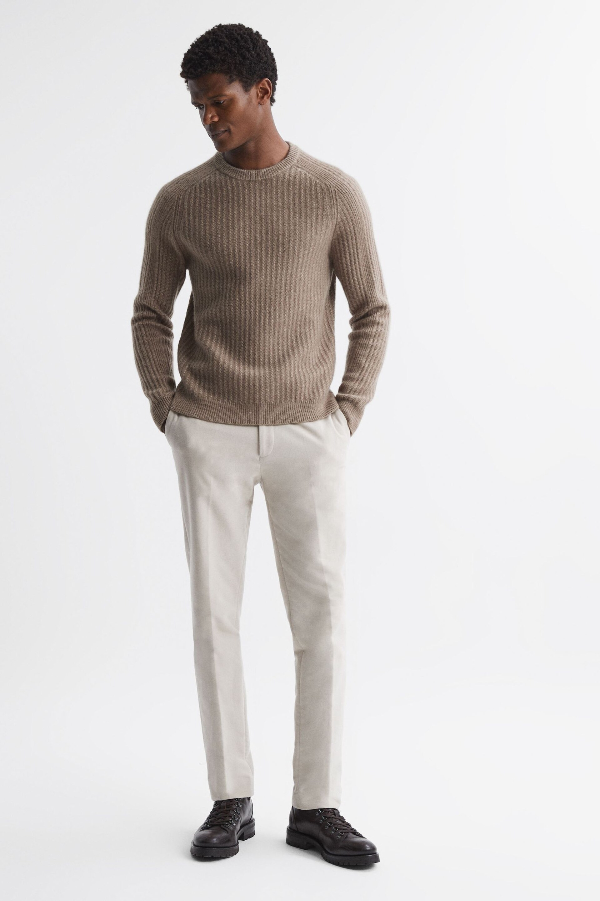 Reiss Mouse Melange Millerson Wool-Cotton Textured Crew Neck Jumper - Image 4 of 5