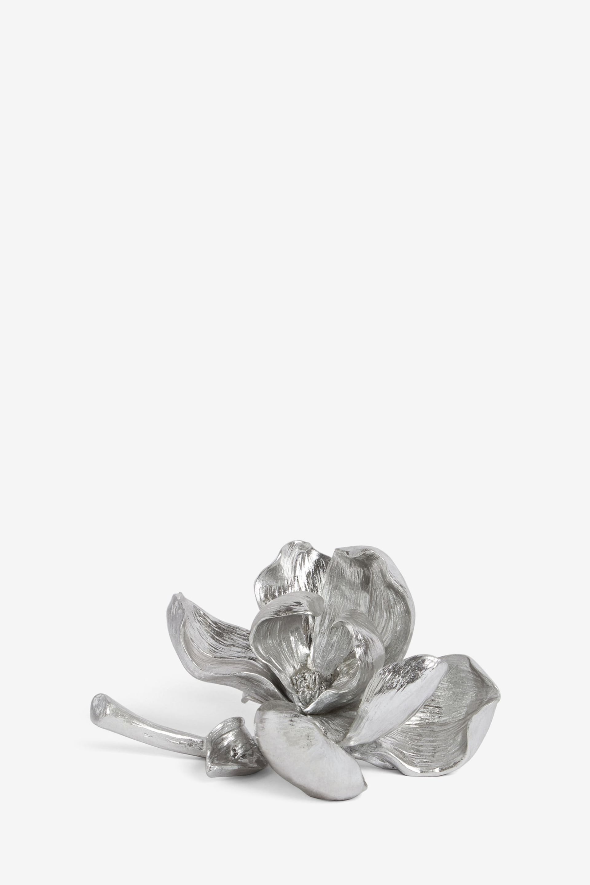 Silver Decorative Flower Ornament - Image 2 of 4