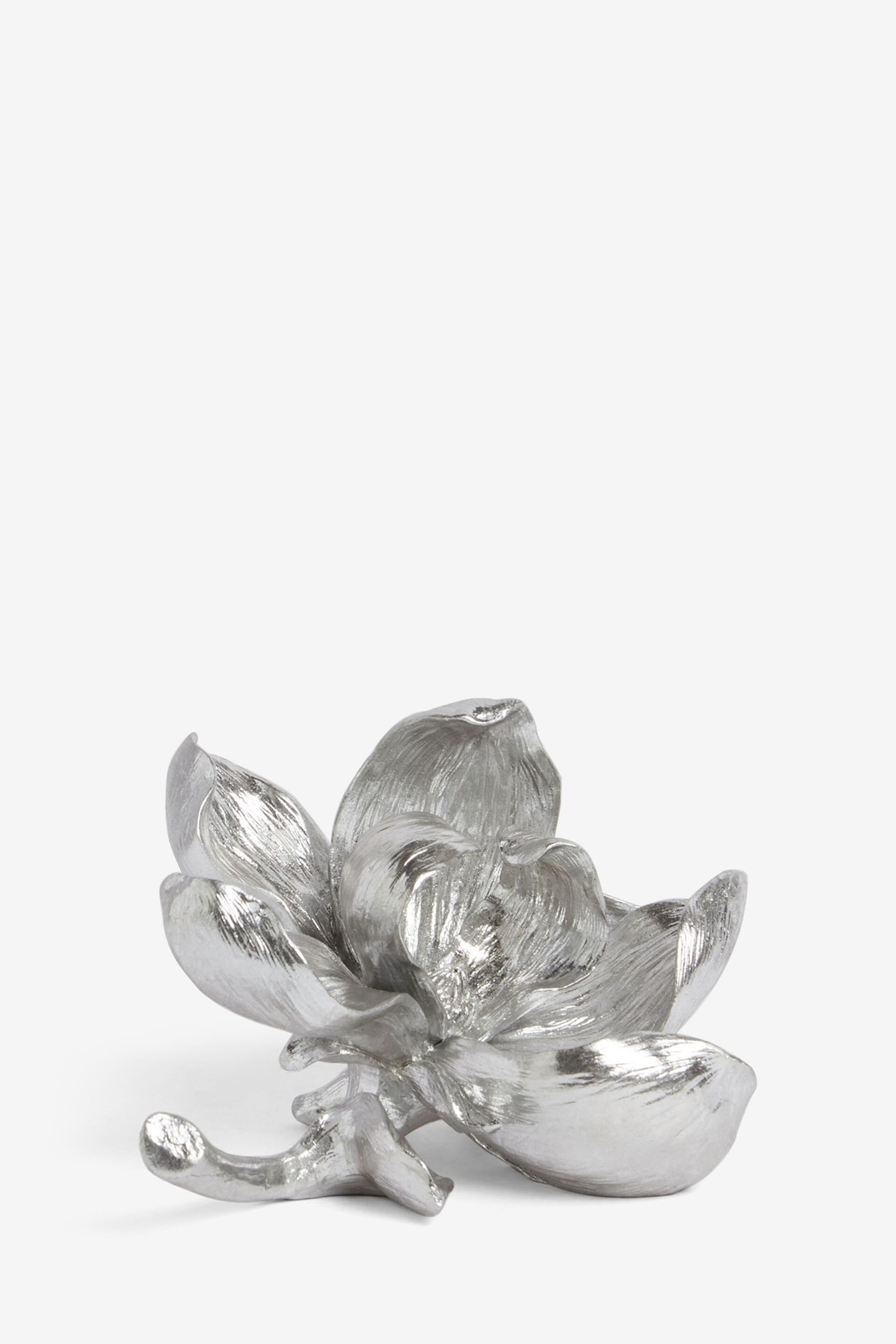 Silver Decorative Flower Ornament - Image 3 of 4