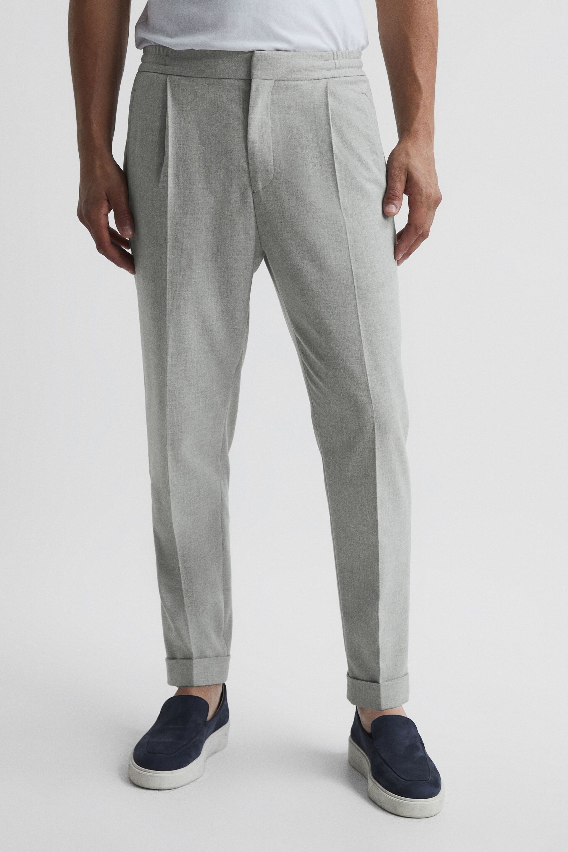 Reiss Soft Grey Brighton Relaxed Drawstring Trousers with Turn-Ups - Image 1 of 5