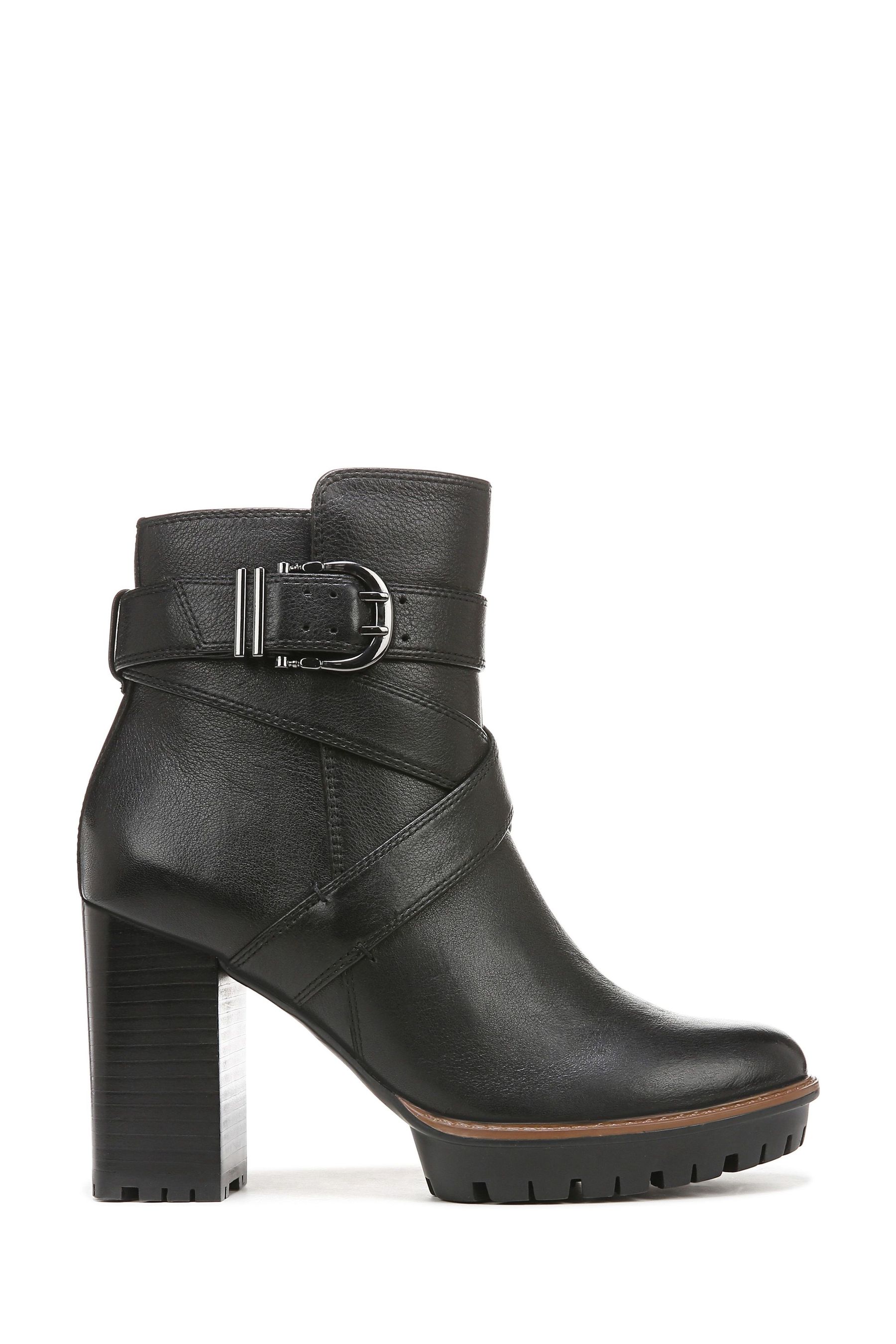 Naturalizer lug sole rain boots top