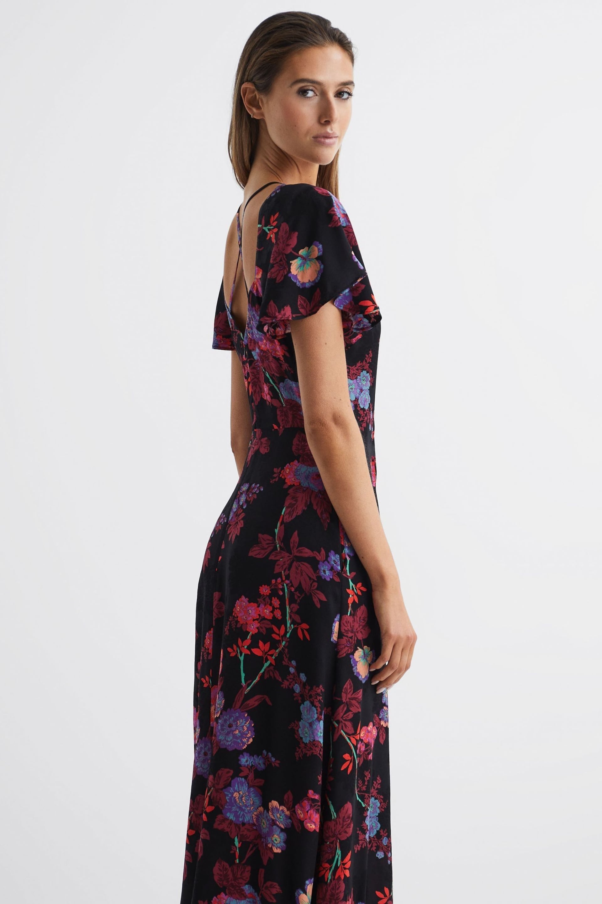 Reiss Black/Pink Leni Fitted Floral Print Midi Dress - Image 7 of 7