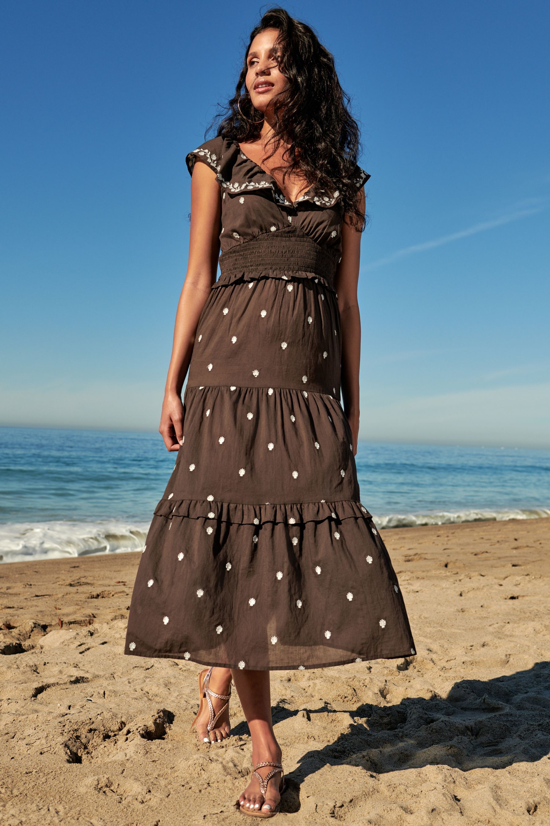 Embroidered short sleeve dress sales