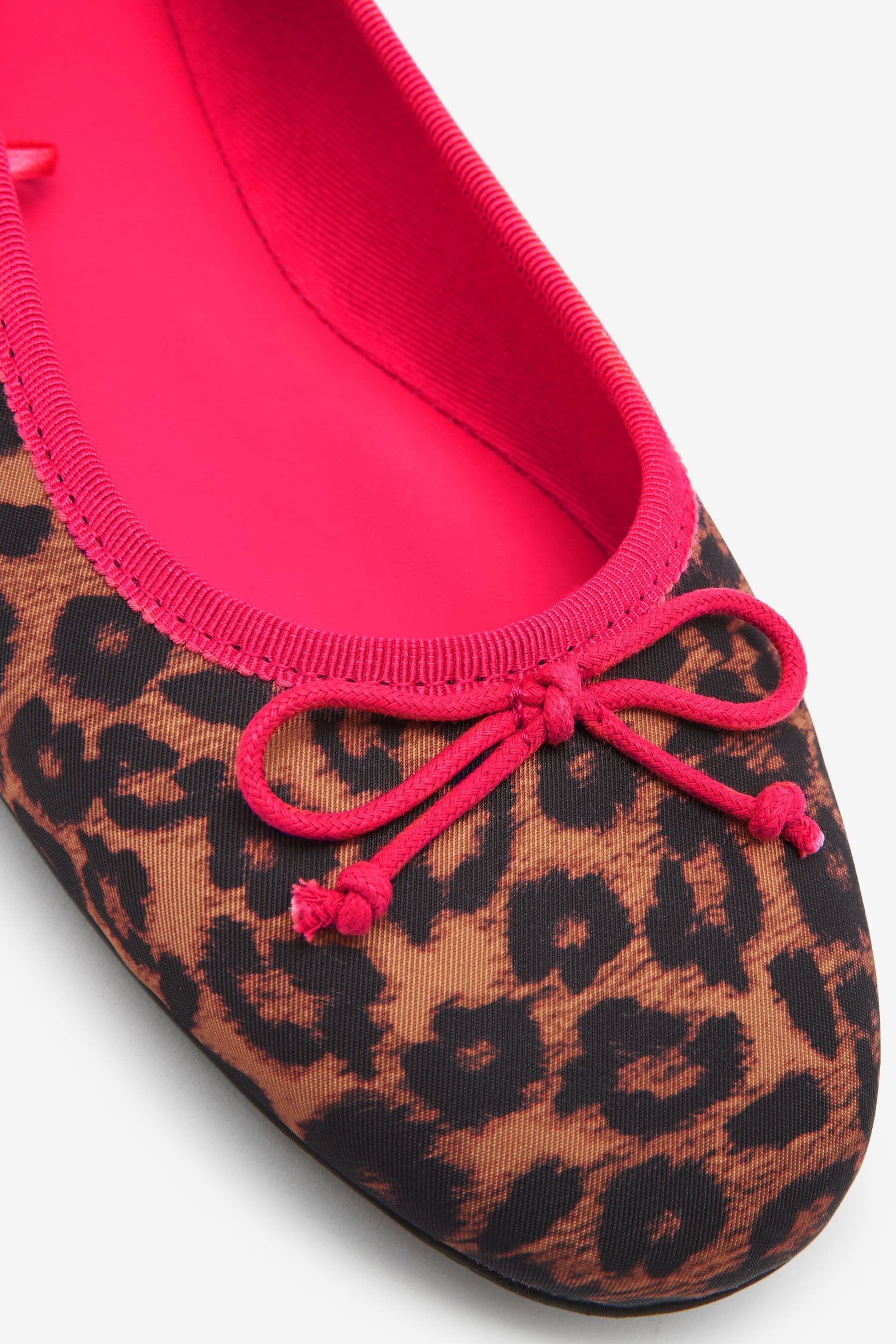 Leopard print ballet pumps uk hotsell