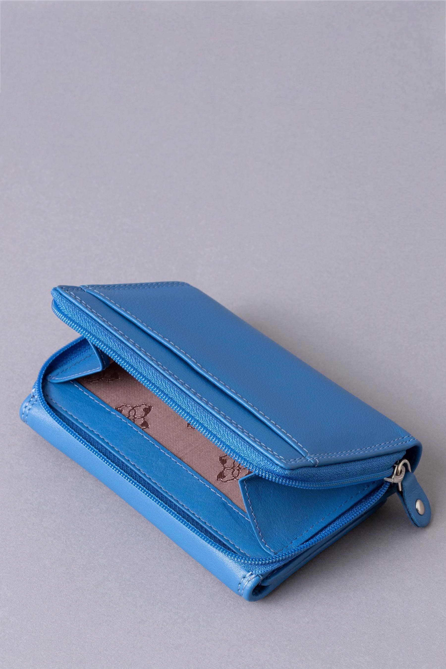 Wristlet cheap discount
