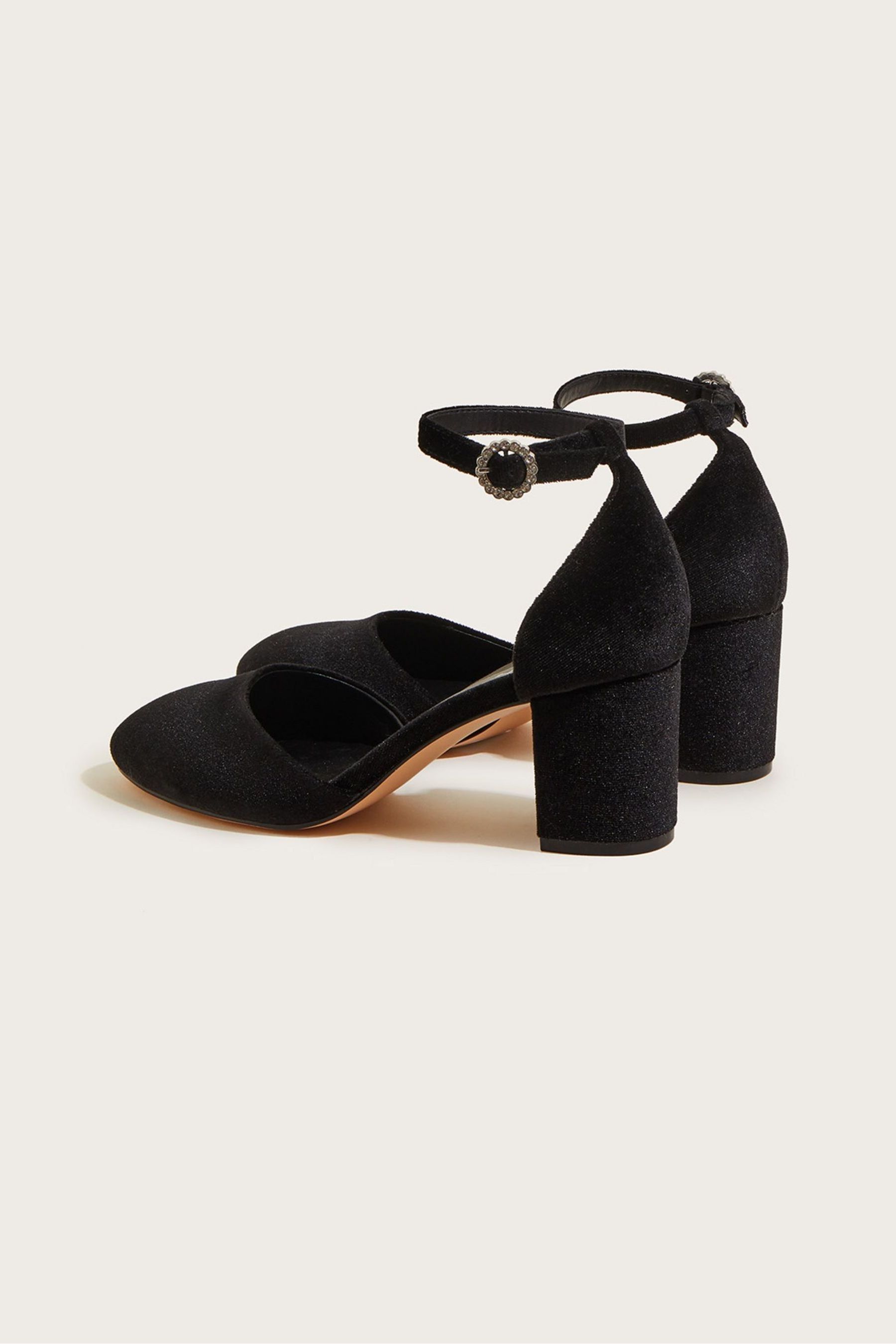 Velvet closed toe heels cheap