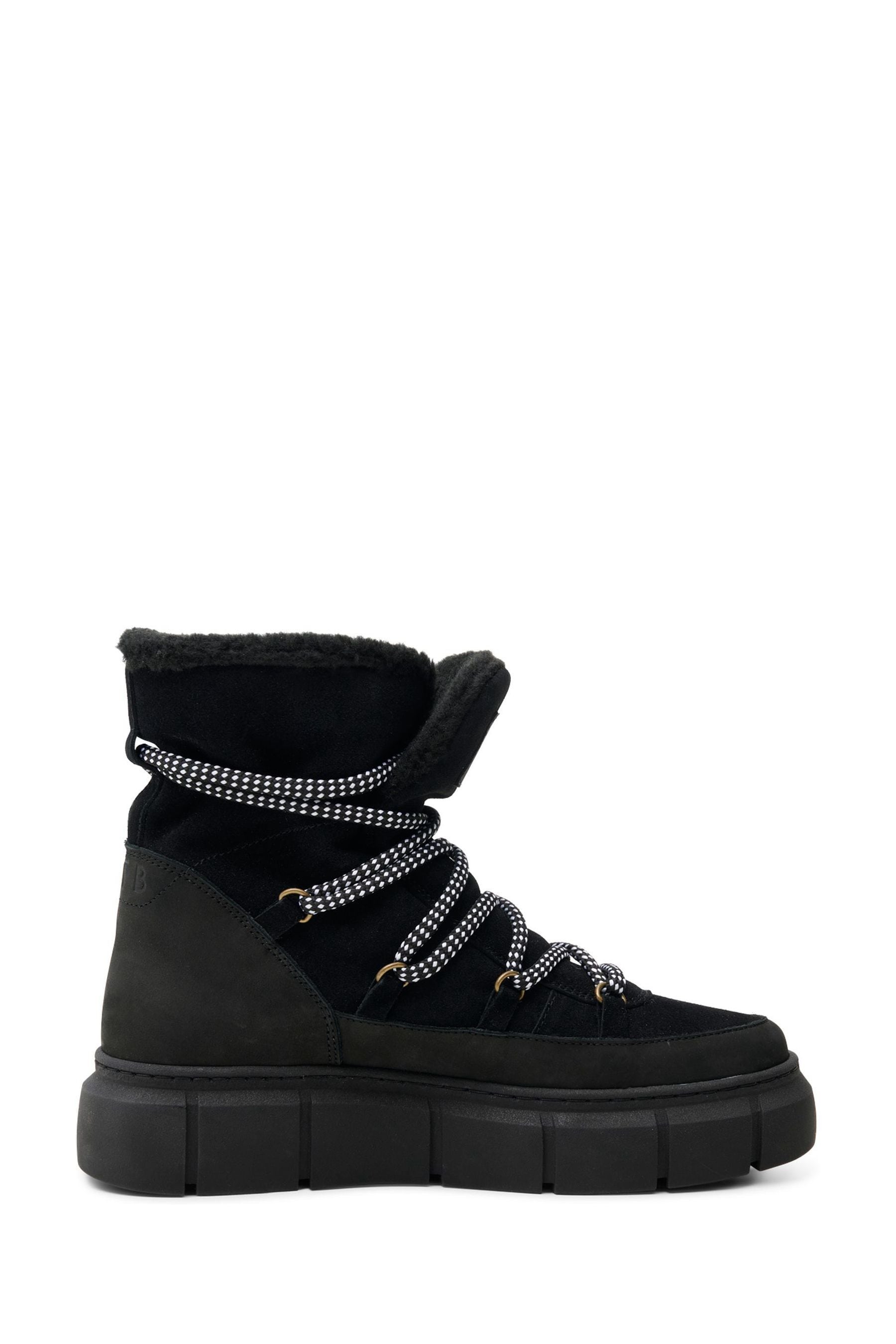 Black bear boots best sale