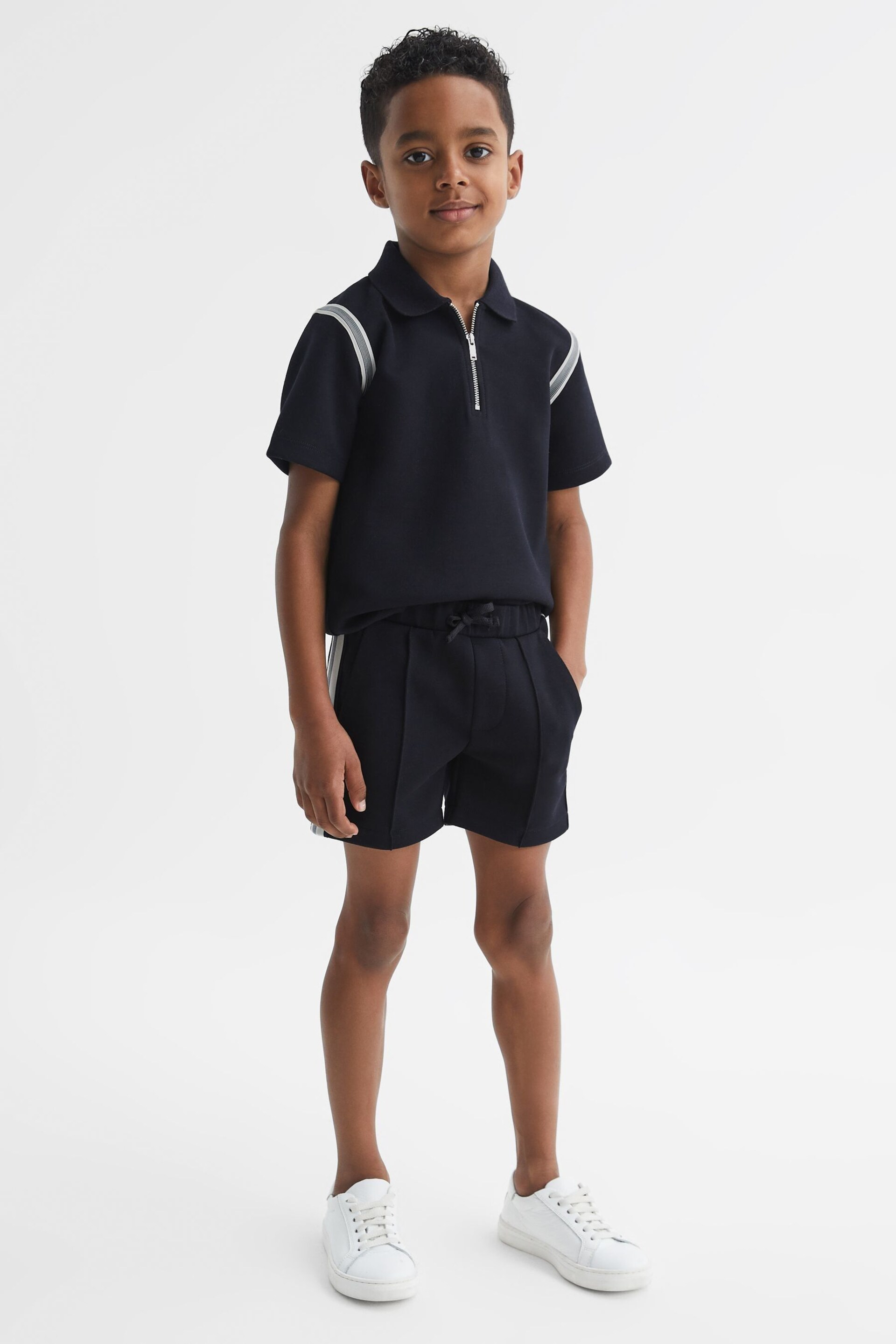 Reiss Navy Janeiro Junior Stripe Detail Shorts - Image 3 of 7