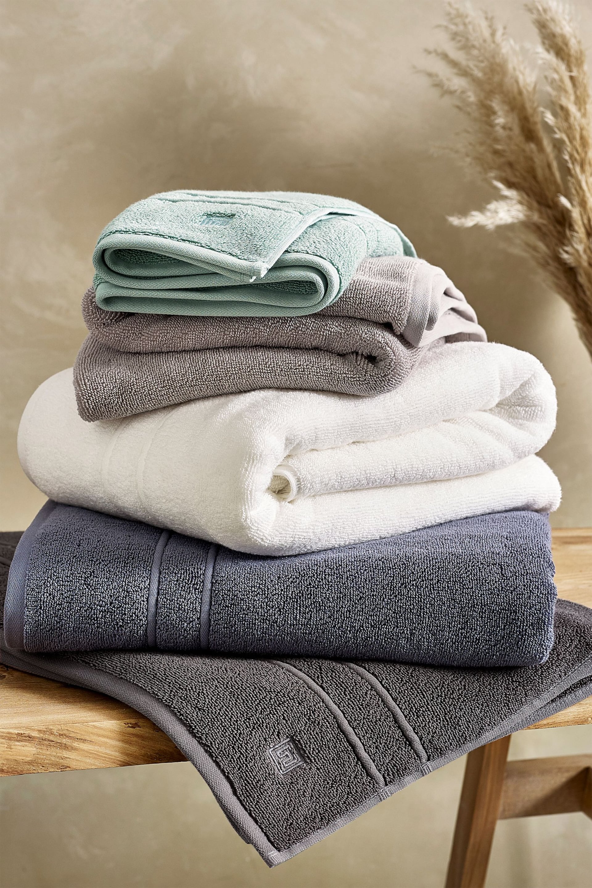 Natural Supersoft Towels 100% Cotton - Image 4 of 4