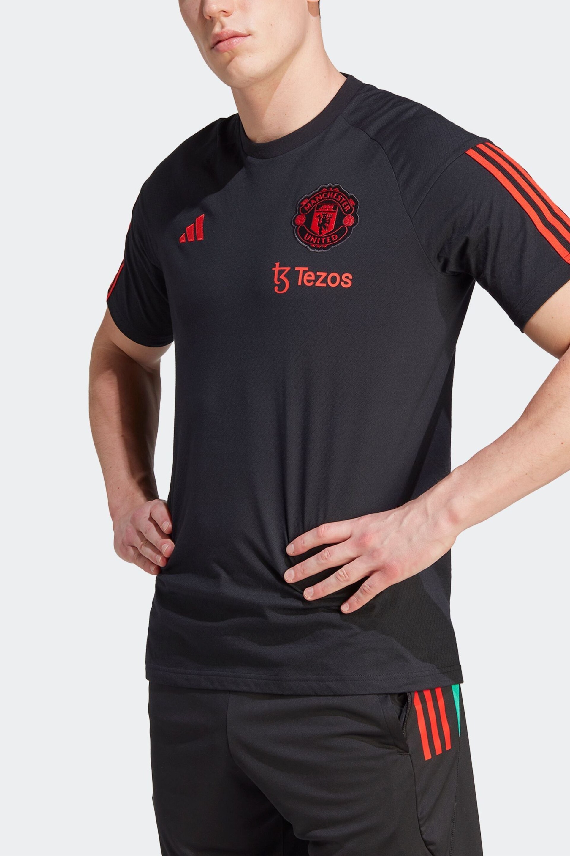 adidas Black Manchester United Tiro 23 Training T-Shirt - Image 3 of 9