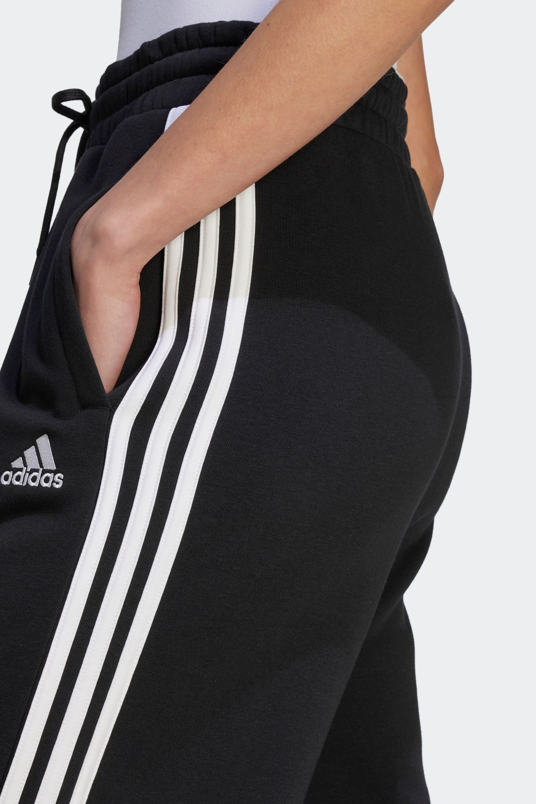 adidas adidas Essentials 3 Stripe Wide Leg Jogger