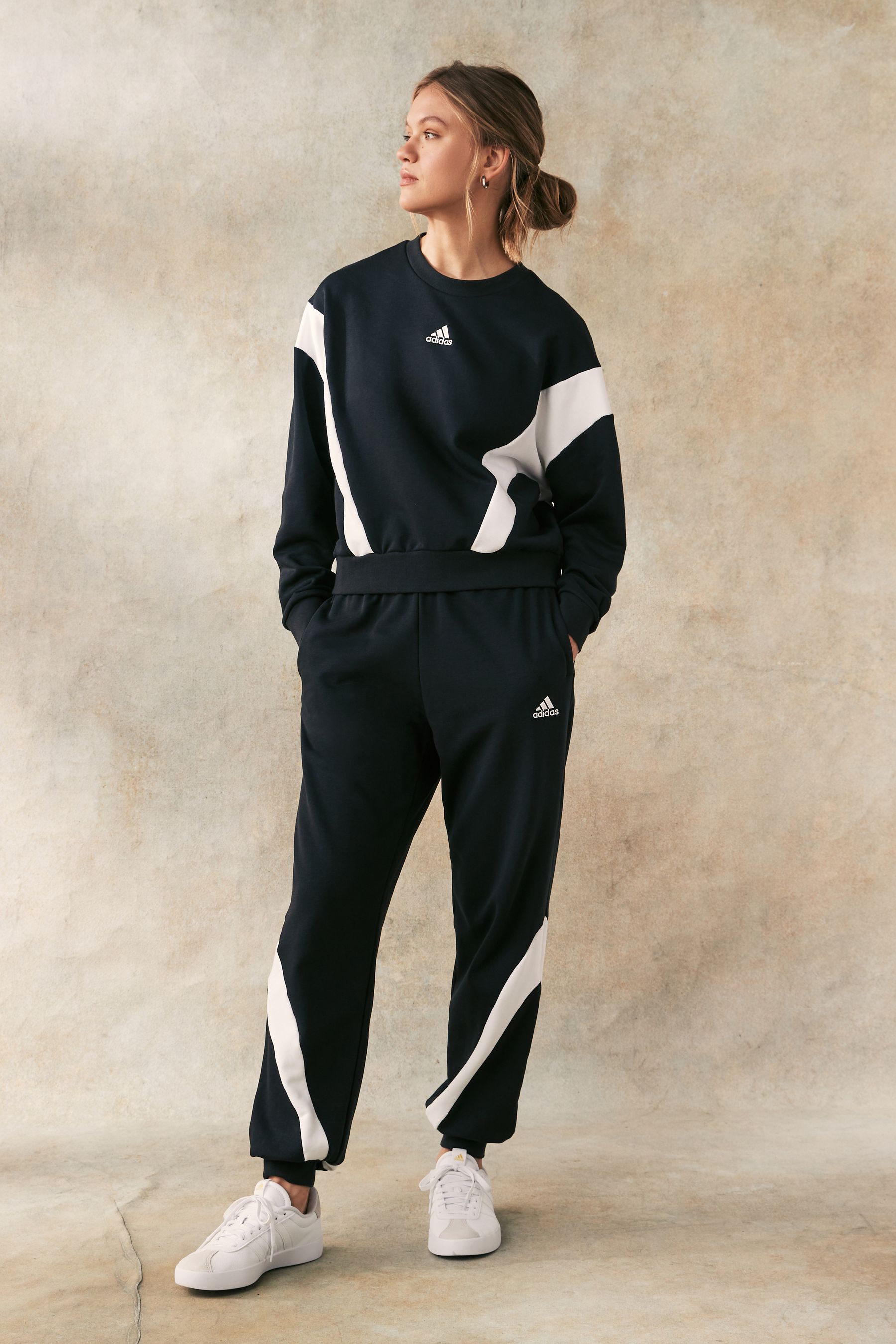 Black adidas tracksuit women's sales
