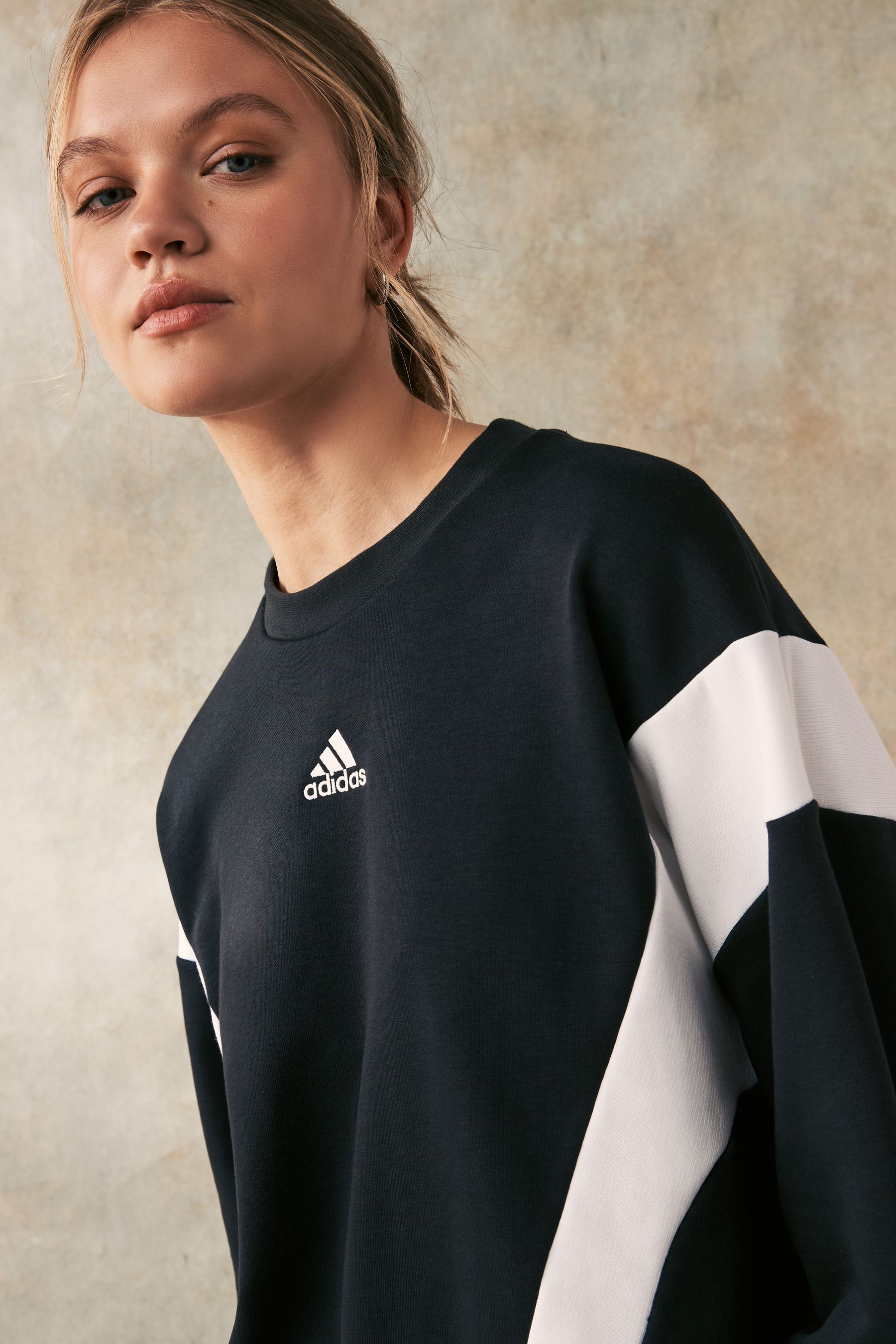 Adidas crew neck tracksuit store