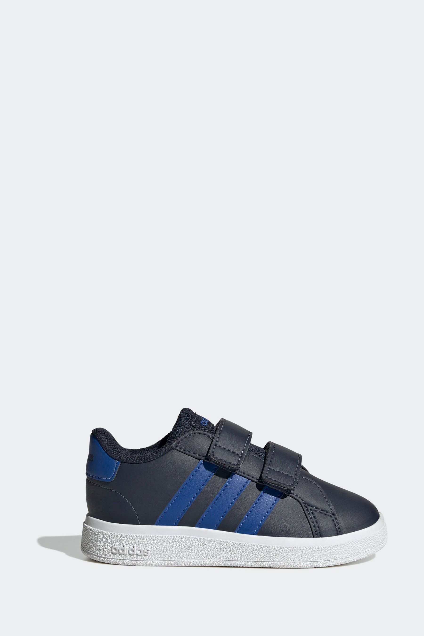Newborn adidas shoes discount