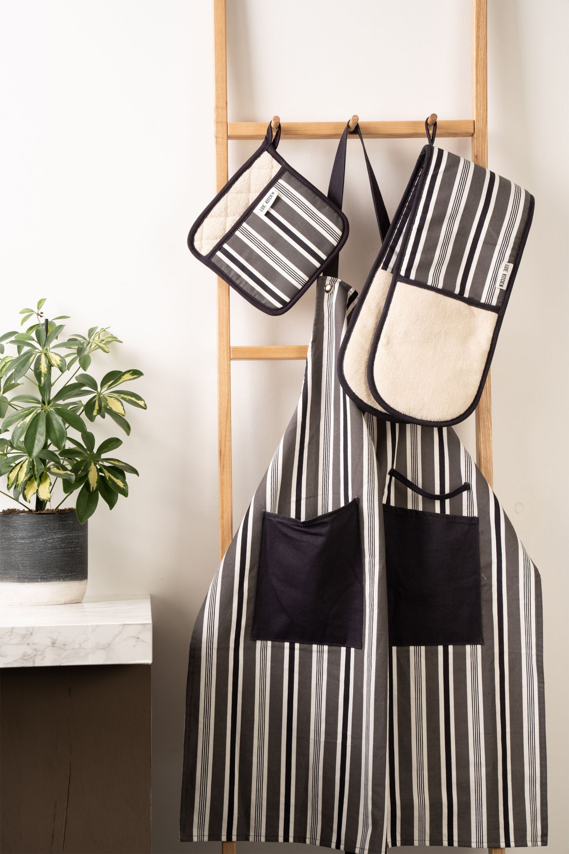 Luxe Cotton Apron - Image 1 of 4