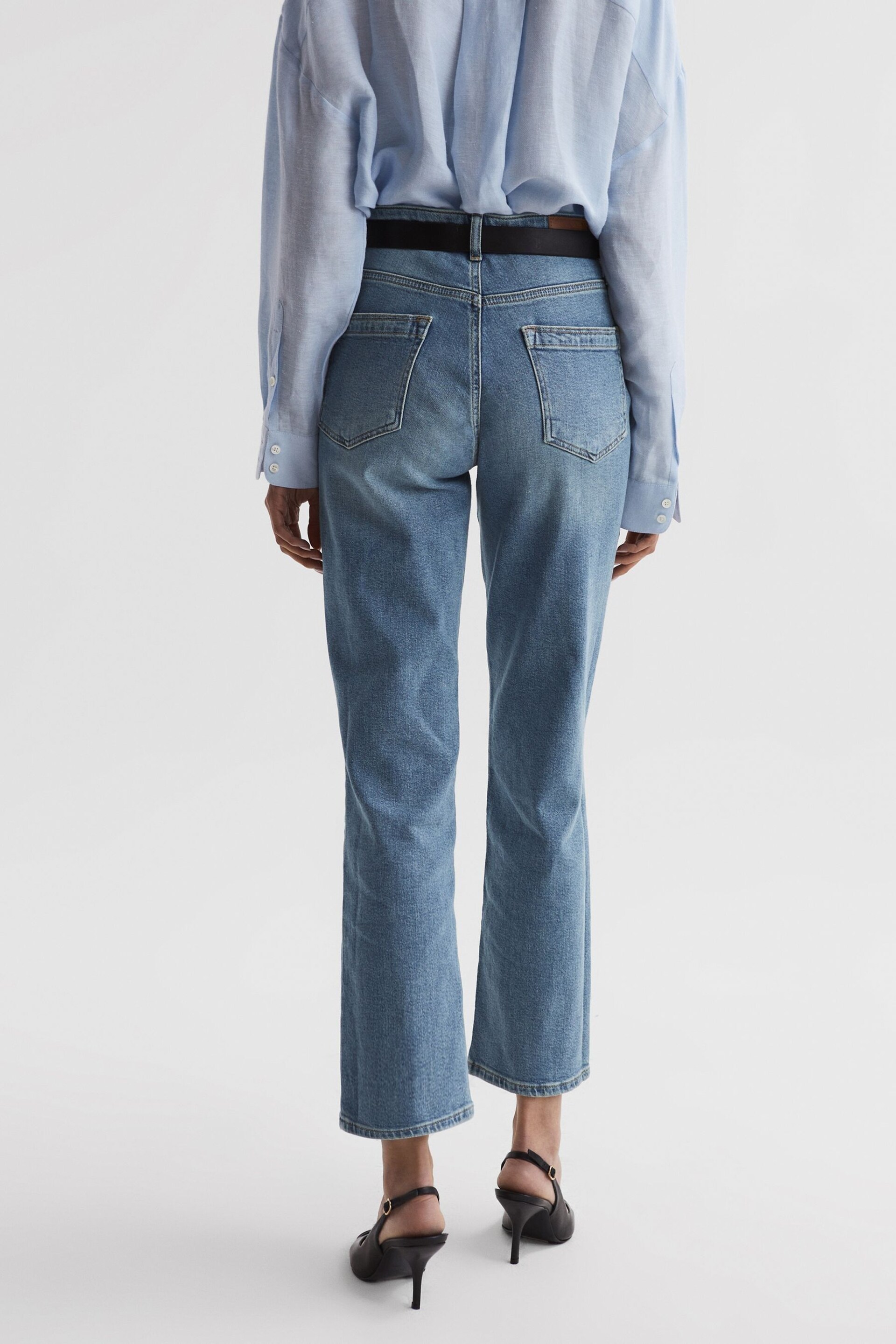 Reiss Light Blue Phillipa Straight Leg Boyfriend Jeans - Image 5 of 6