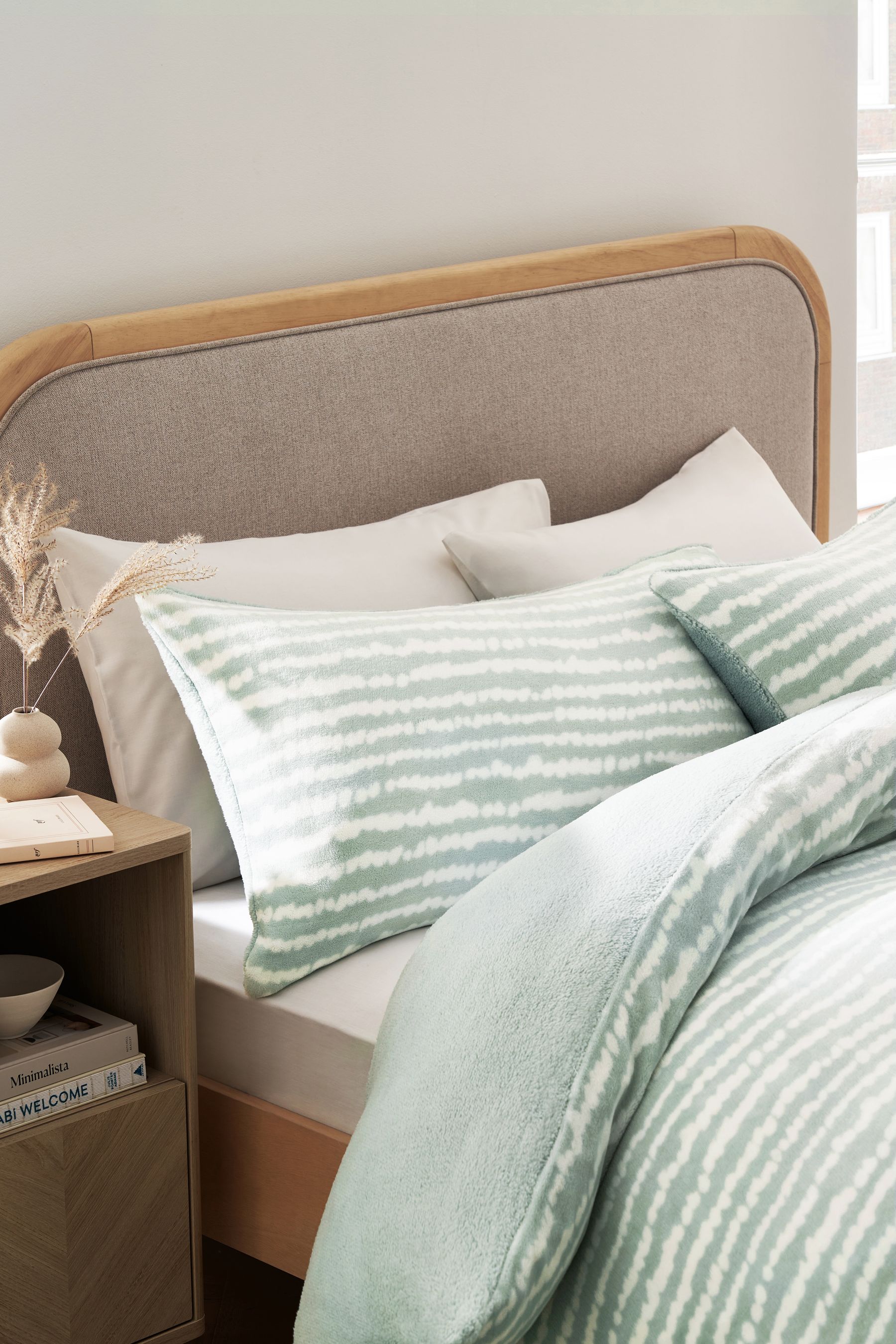 Buy Dash Sage Green Patterned Fleece Duvet Cover and Pillowcase Set from Next Luxembourg