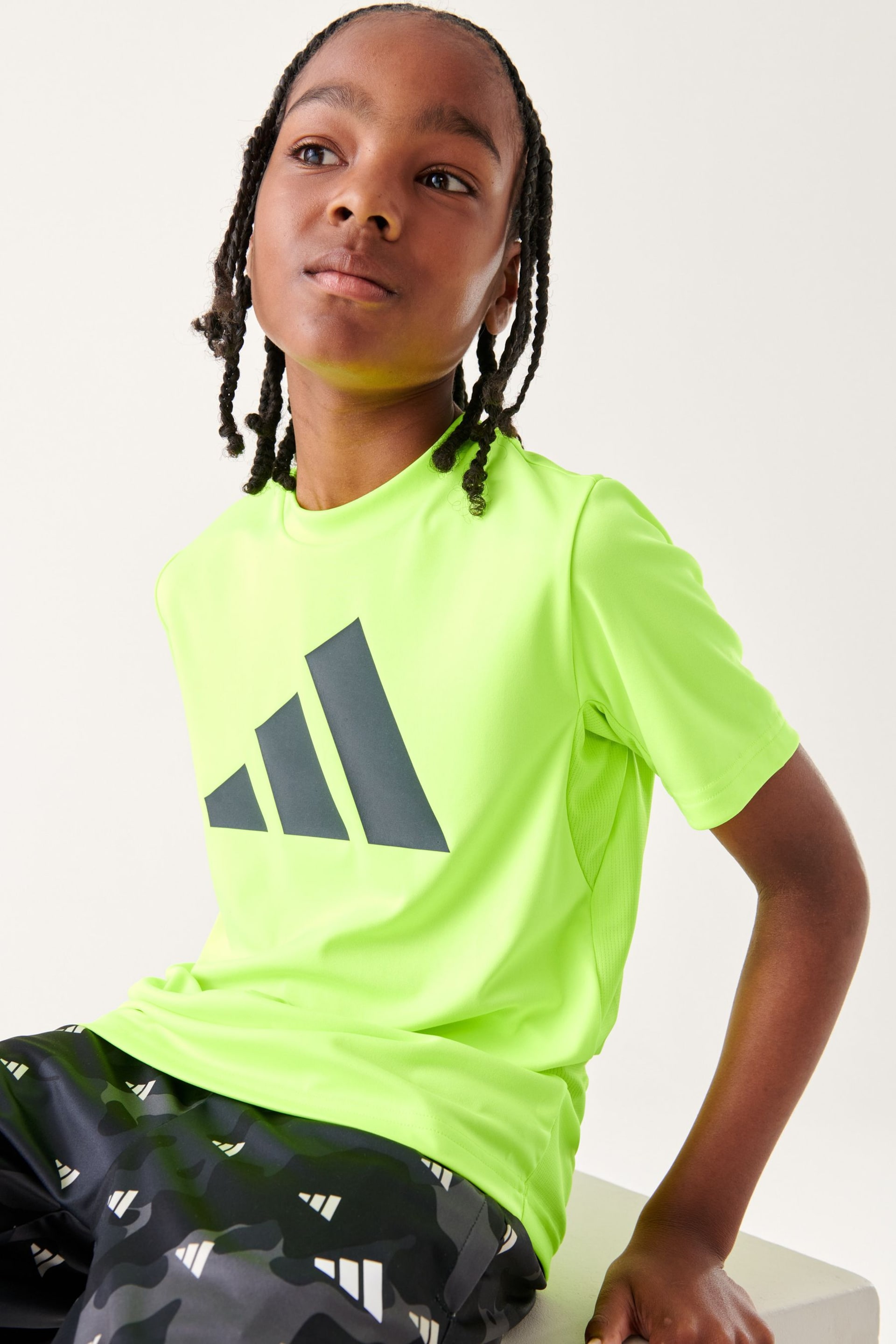 adidas Green Regular Fit Sportswear Train Essentials Aeroready Logo T-Shirt - Image 3 of 9
