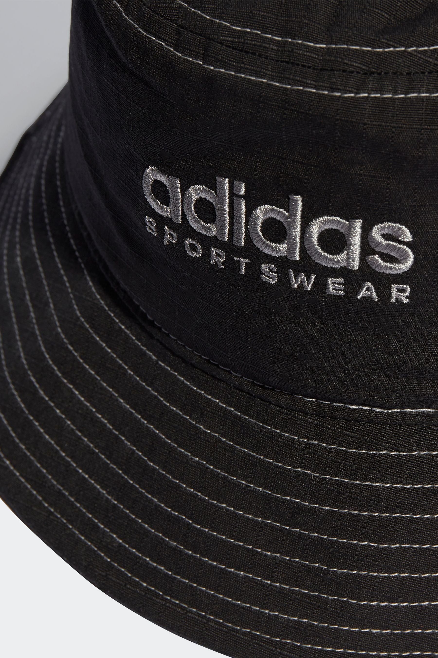 Bob adidas noir outlet