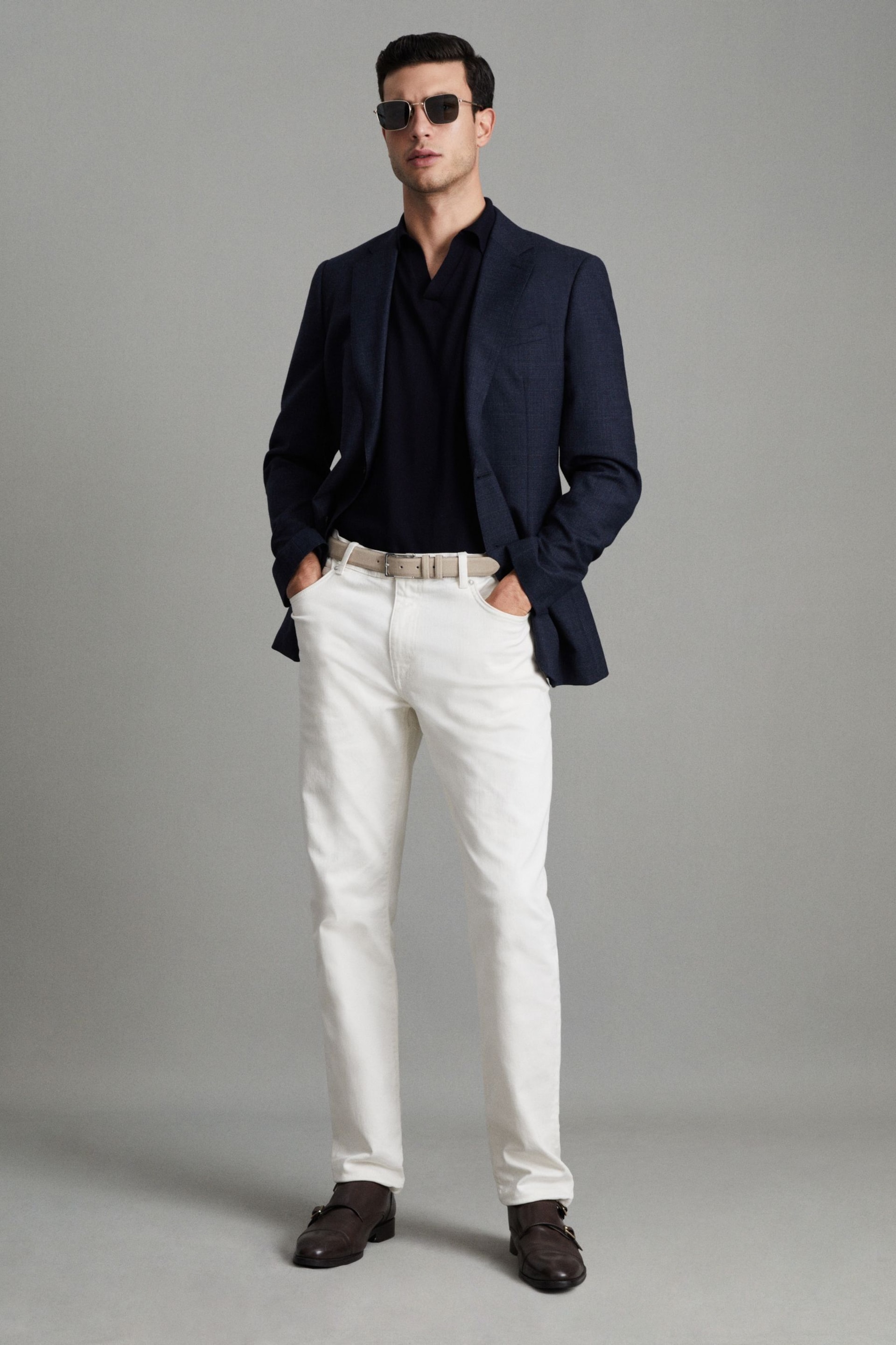 Reiss Ecru Santorini Tapered Slim Fit Jeans - Image 7 of 7
