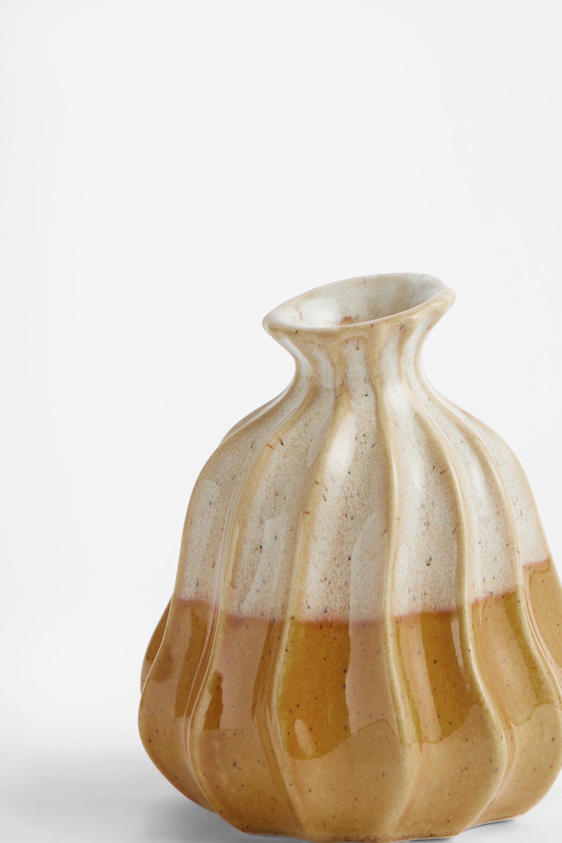 Natural Irregular Pleat Reactive Bud Textured Vase - Image 4 of 4
