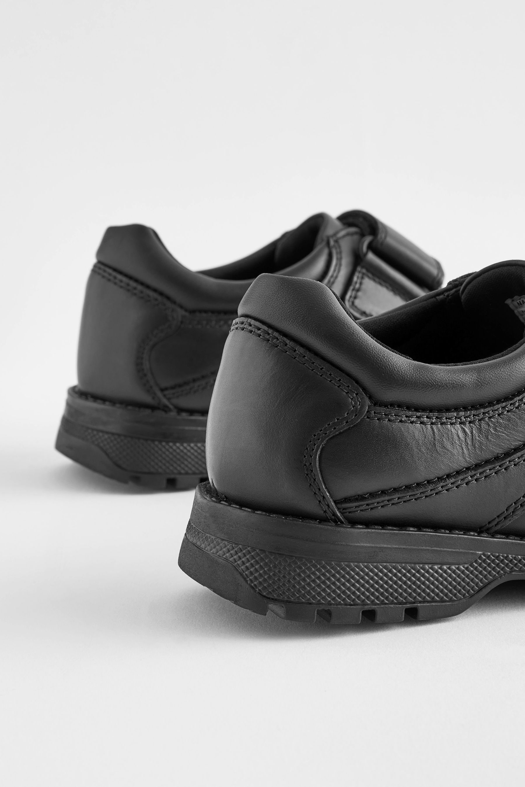 School shoes that look like trainers hot sale