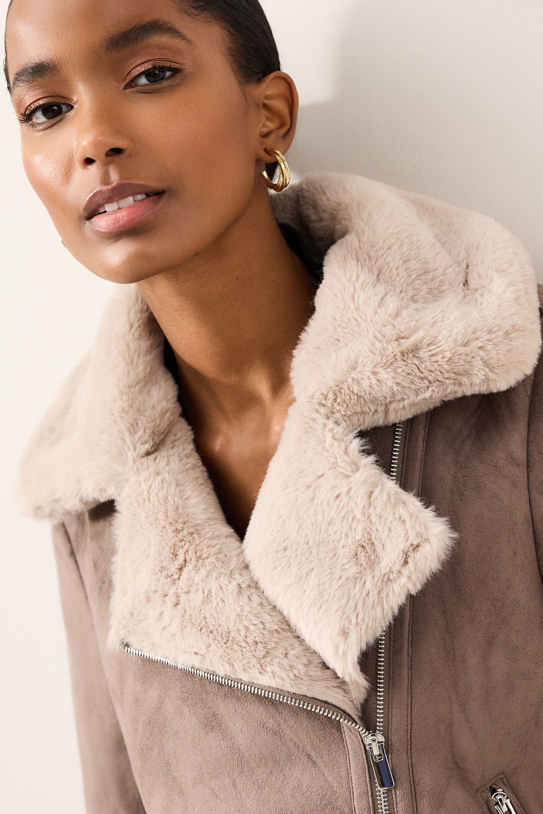 Womens suede jacket with fur collar new arrivals