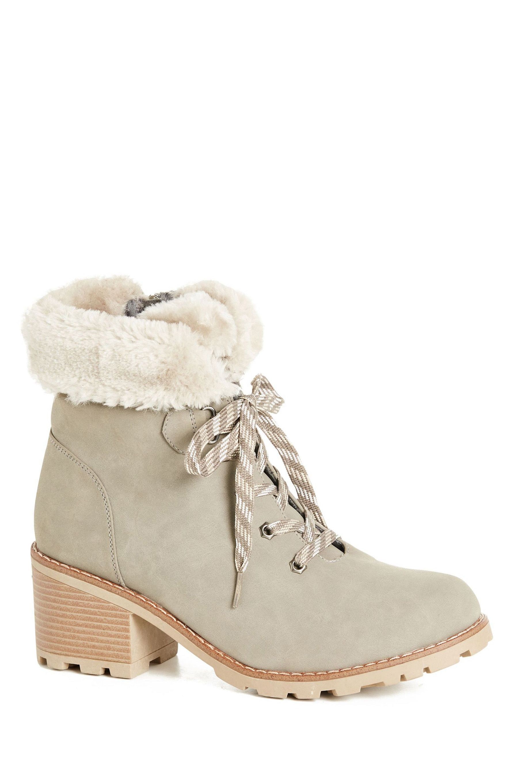 Evans winter boots 2025