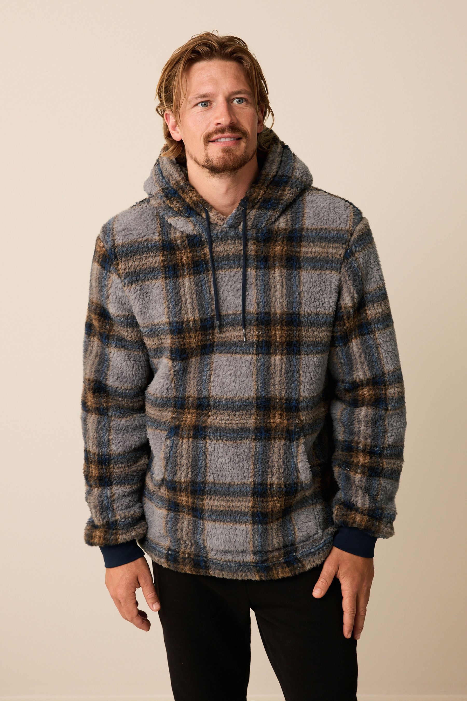 Borg overhead hoodie deals