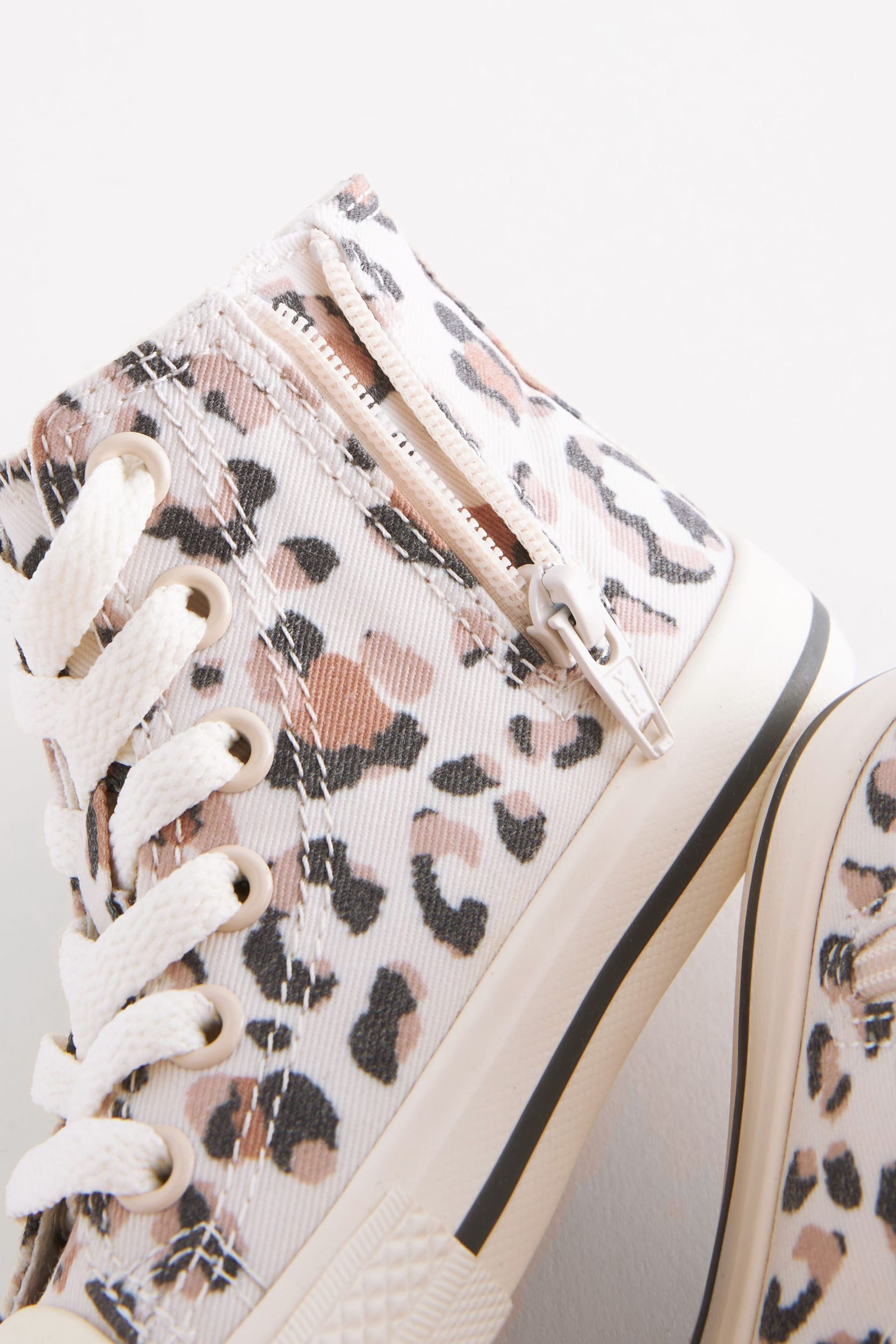 White/Tan Brown Animal Print Standard Fit (F) High Top Trainers - Image 6 of 7
