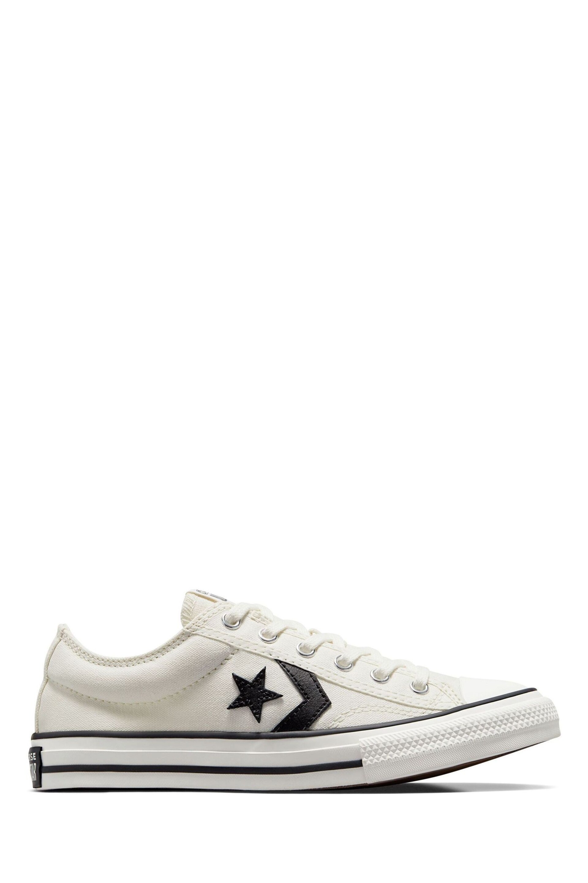 Converse White Youth Star Player 76 Trainers - Image 1 of 7