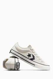 Converse White Youth Star Player 76 Trainers - Image 6 of 7