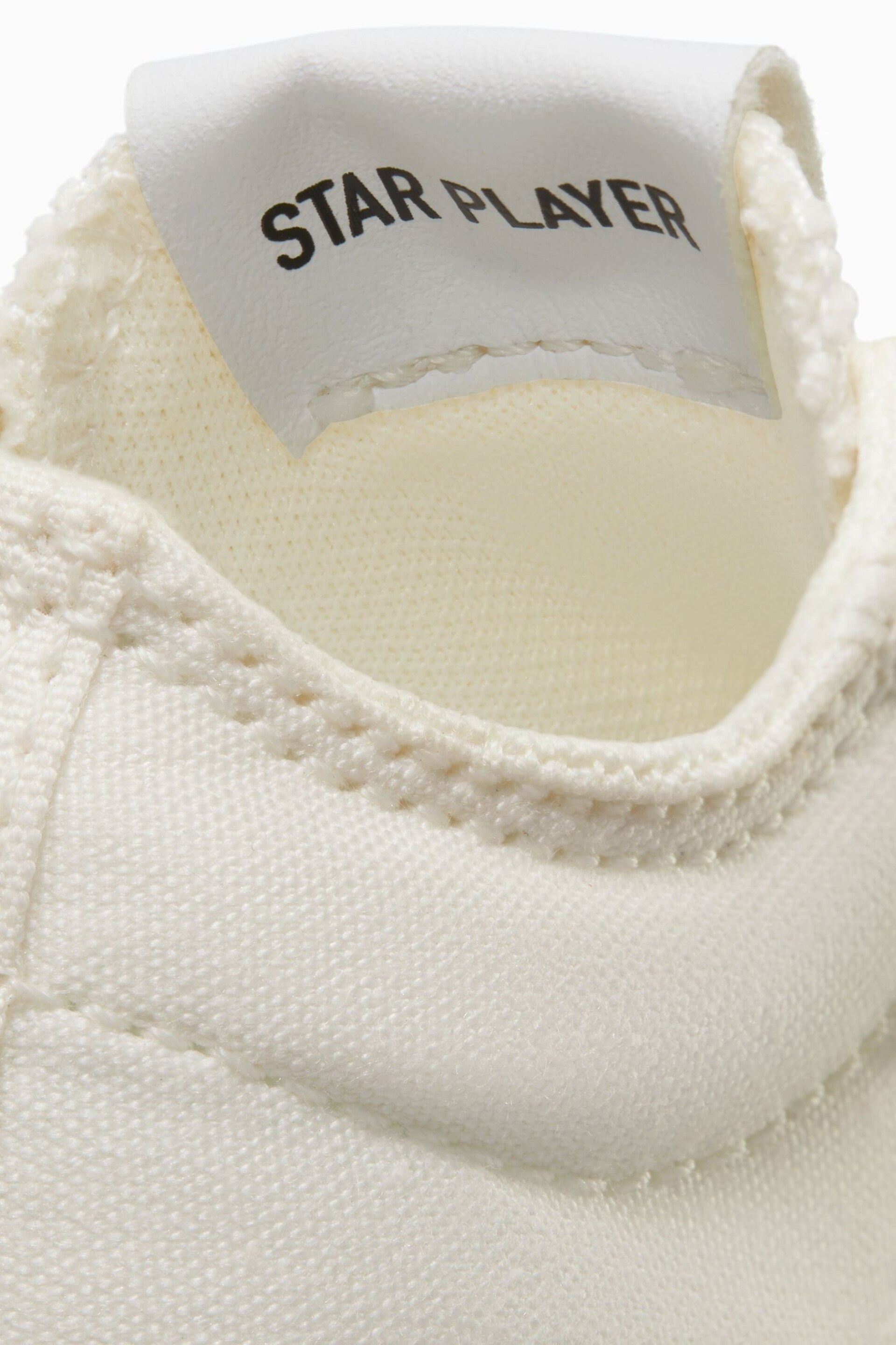 Converse White Infant Star Player 76 2V Easy On Trainers - Image 9 of 9
