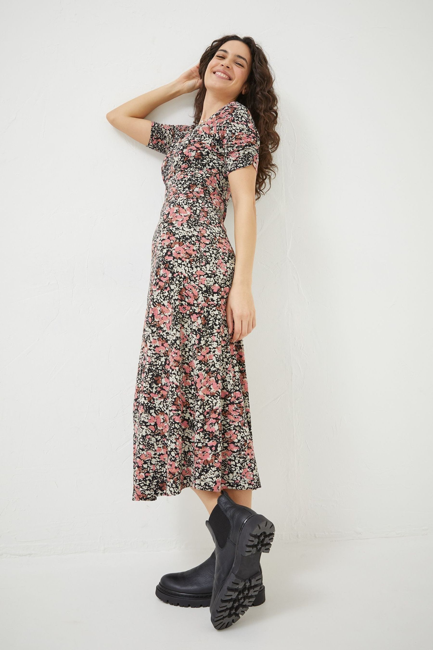 Next delilah dress shop