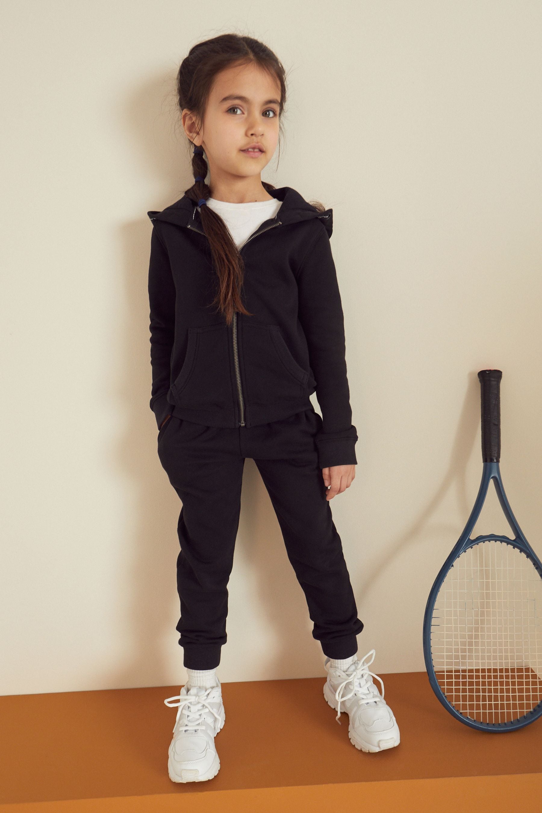 Black Zip Through Hoodie And Joggers School Sports Set 3 16yrs