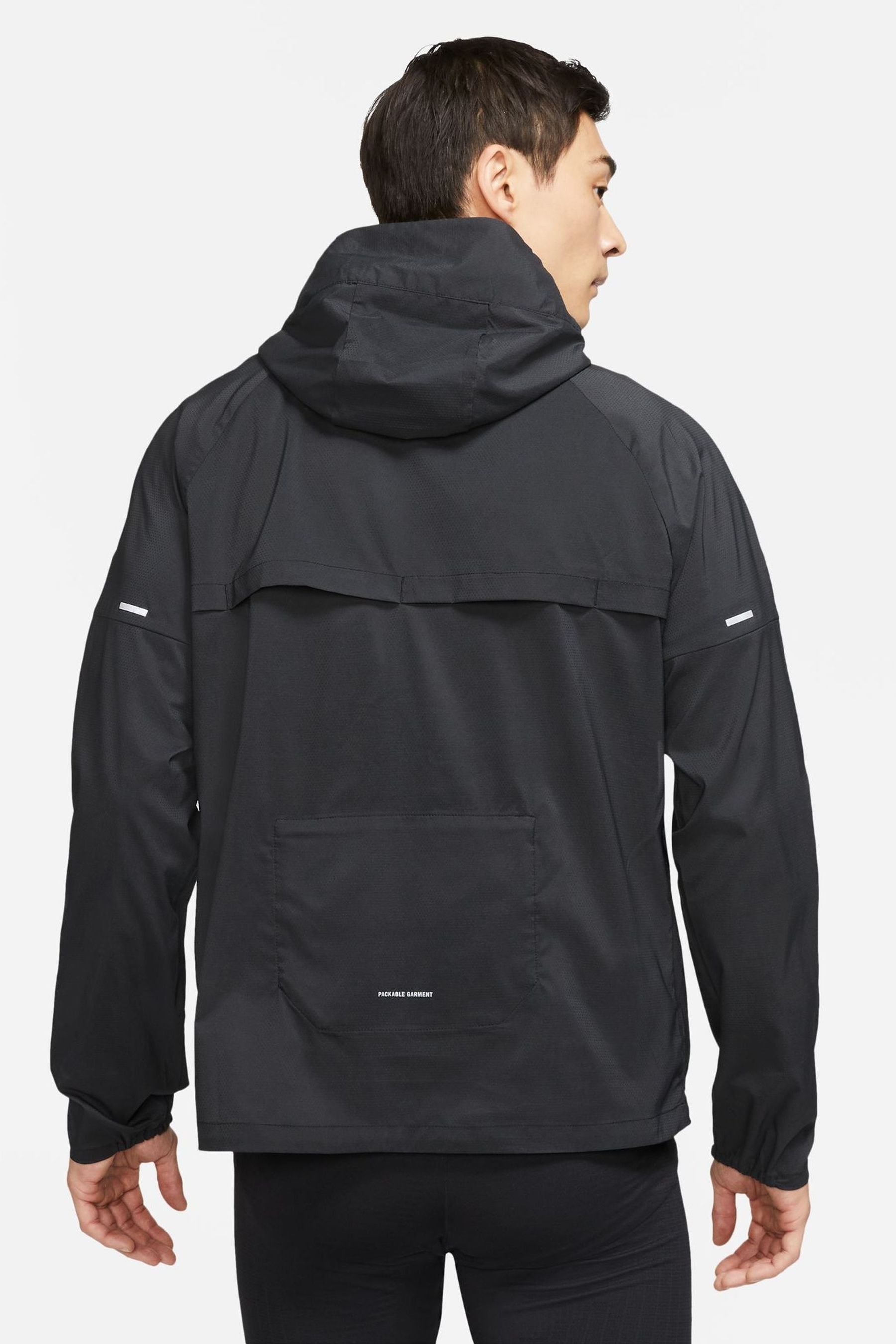 Nike black windbreaker uk sale
