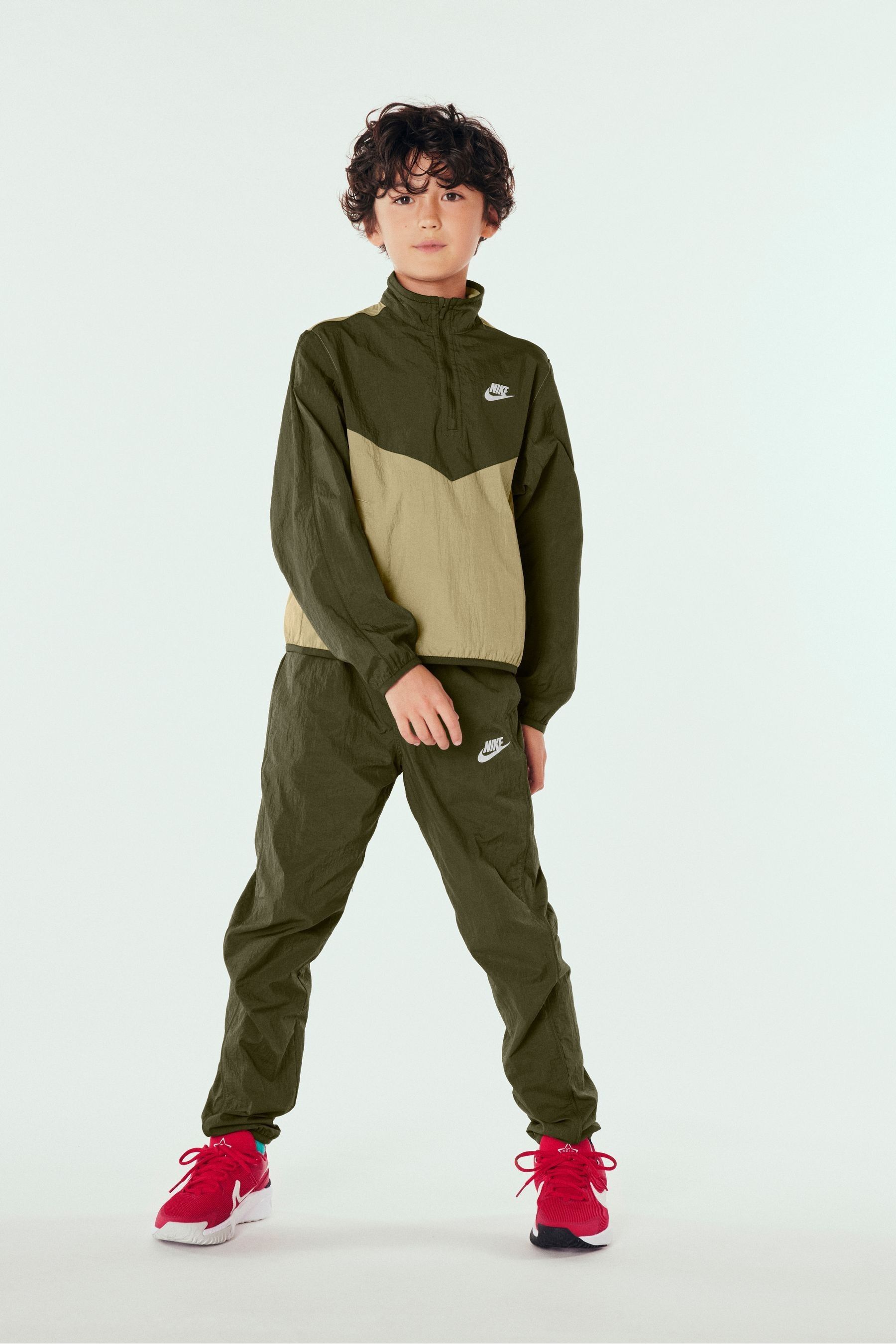 Khaki green nike tracksuit 2025