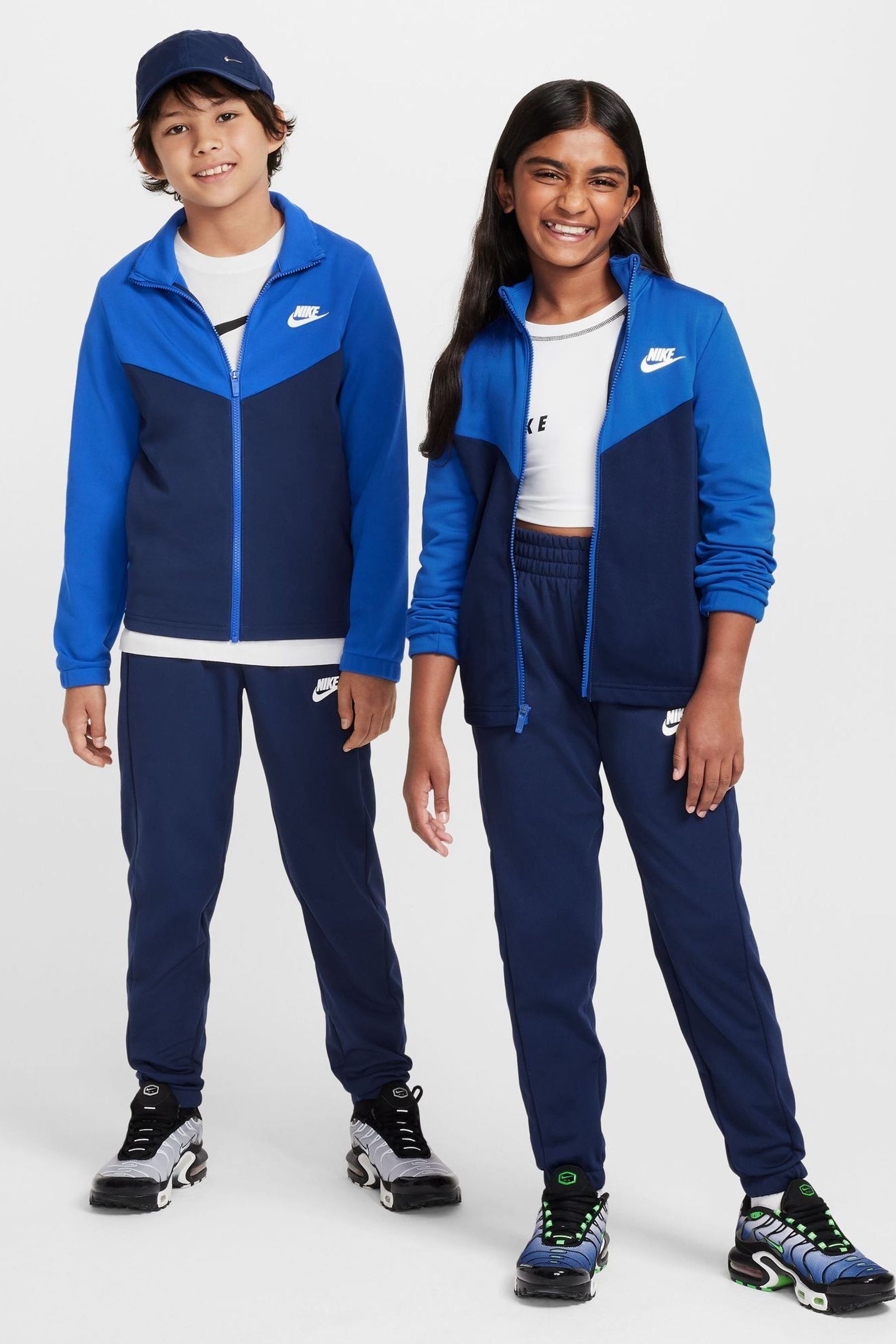Nike tracksuits ireland deals
