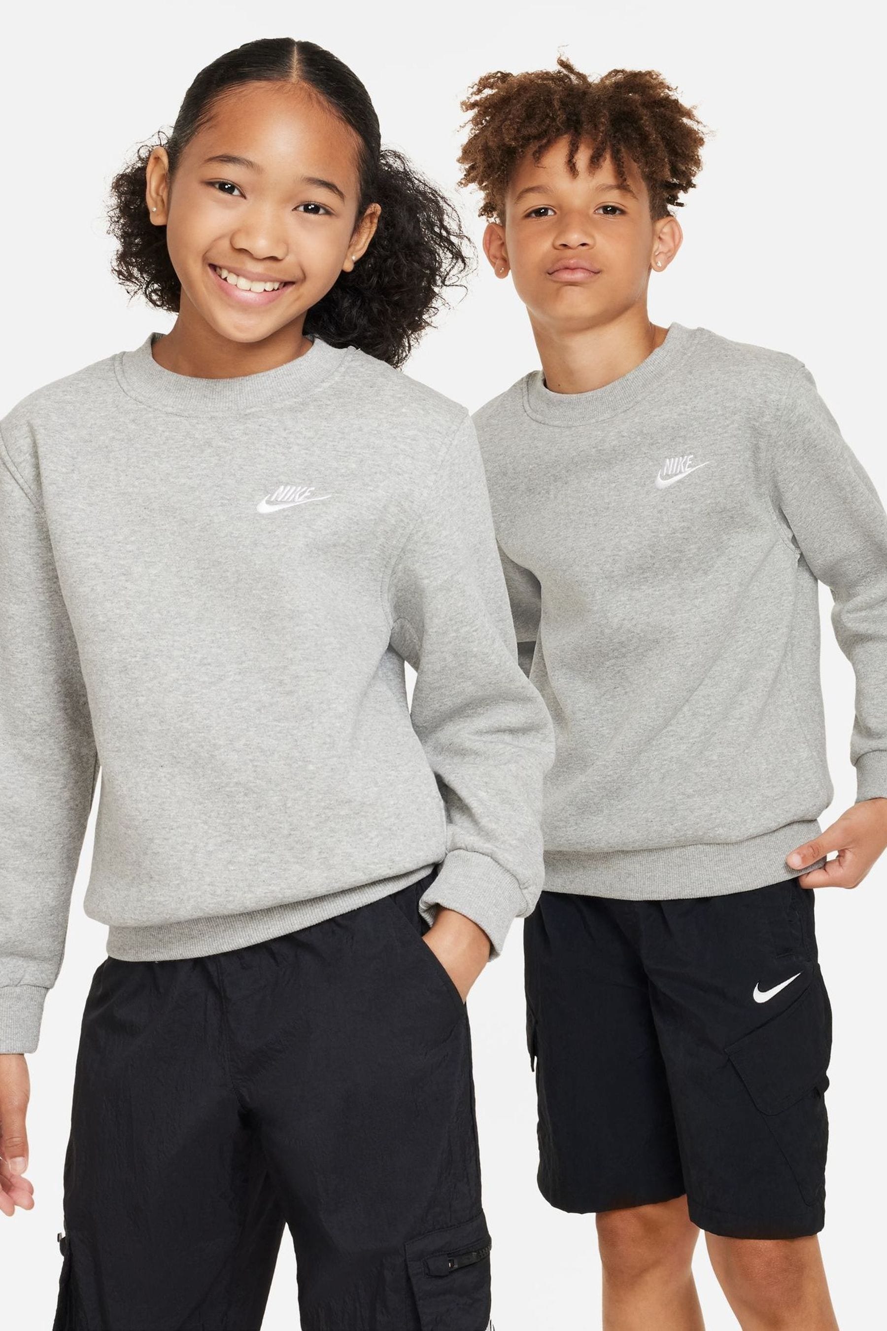 Nike club sweatshirt dark grey heather on sale