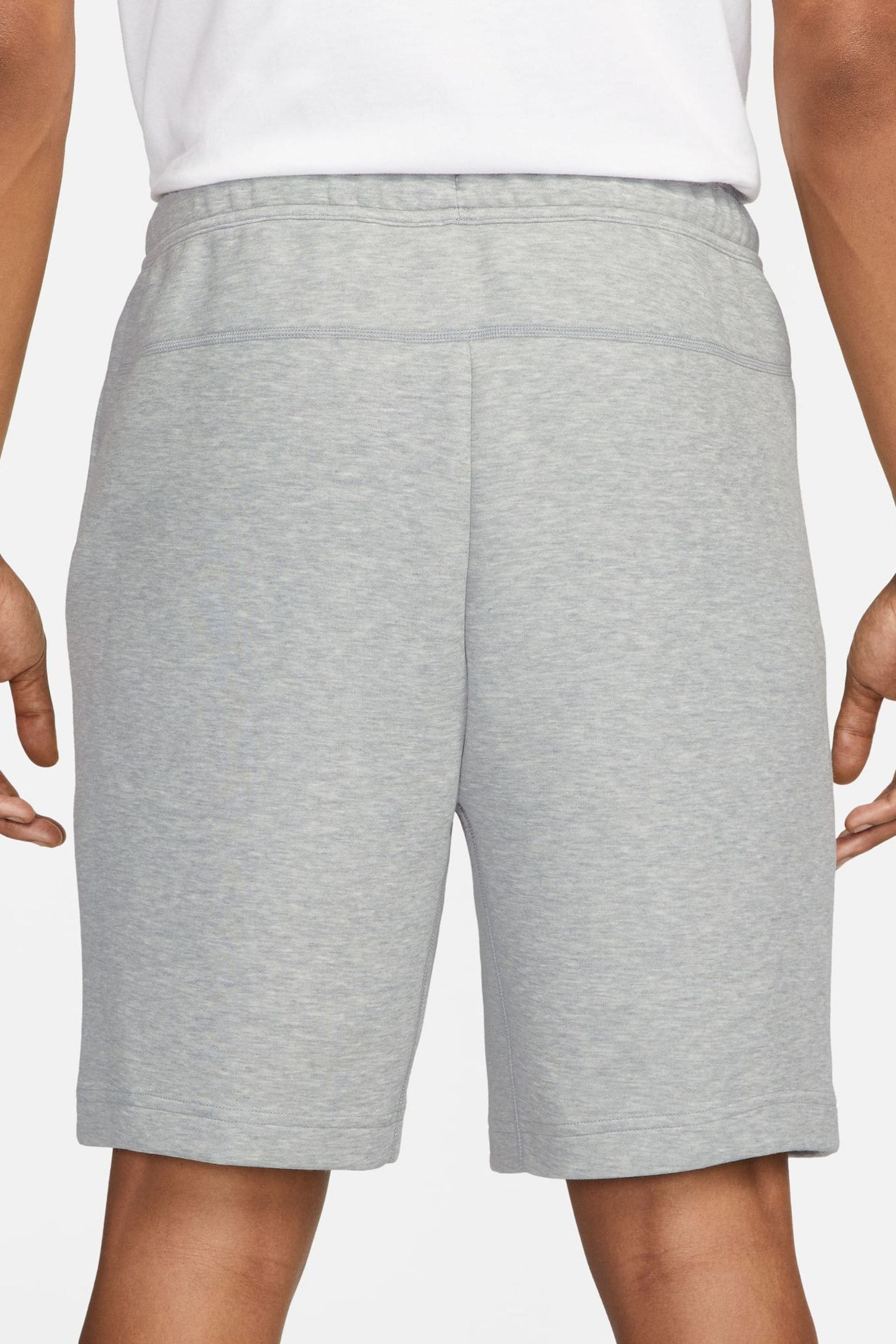 Nike tech fleece shorts grey on sale