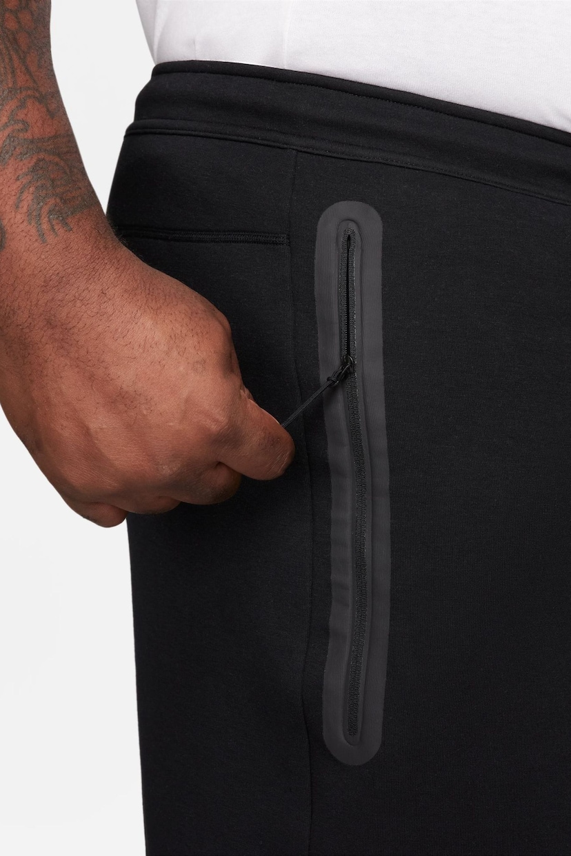 Nike Black Tech Fleece Shorts - Image 15 of 16