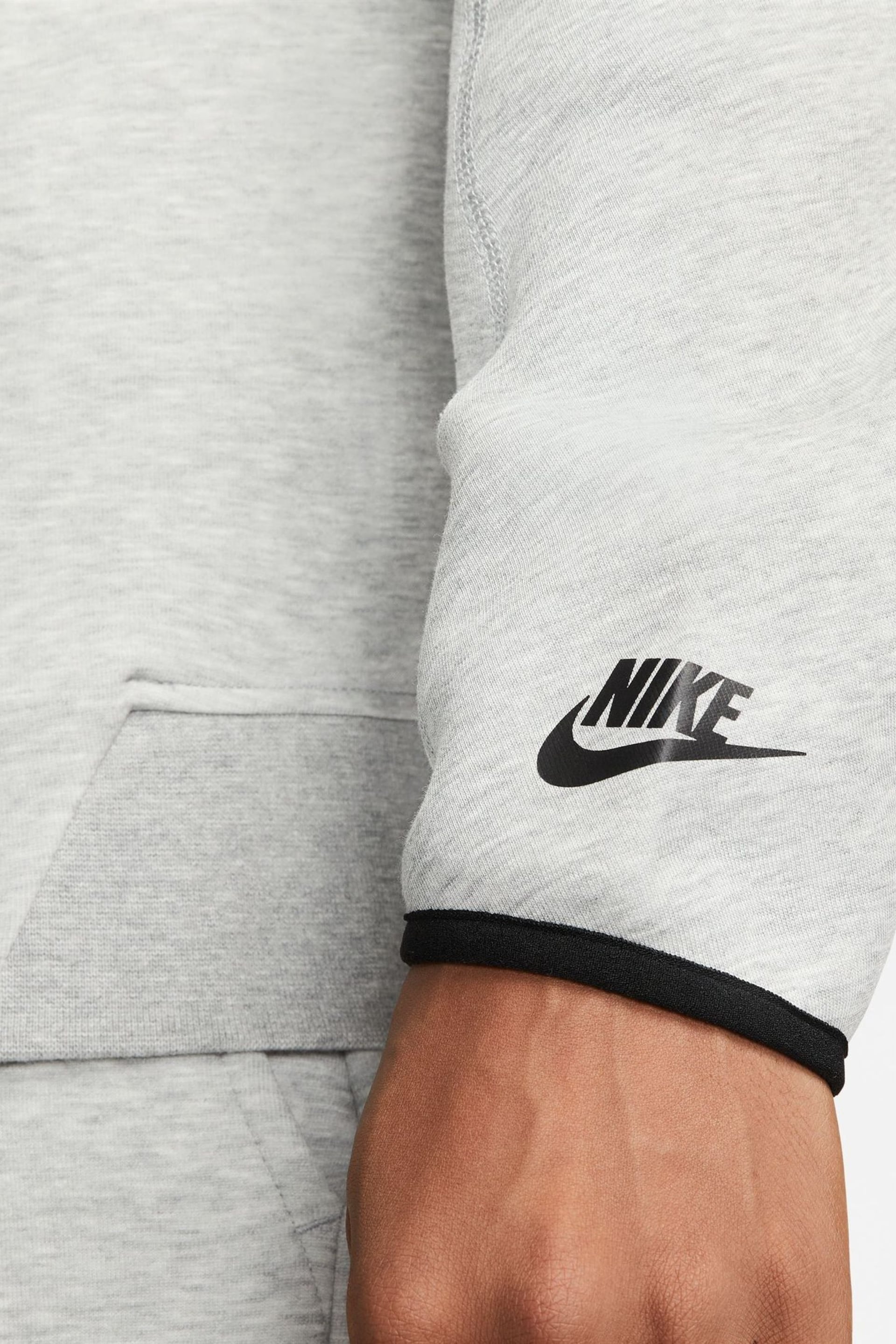 Nike Grey Tech Fleece Half Zip Sweatshirt - Image 13 of 16