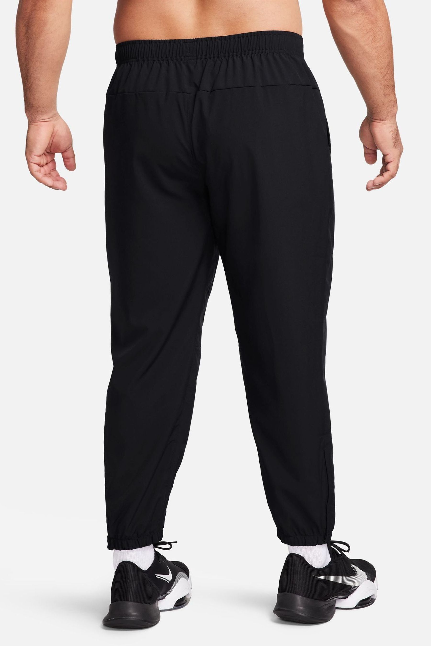 Form fitting joggers new arrivals