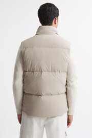 Reiss Stone Westbrook Quilted Funnel Neck Gilet - Image 4 of 4