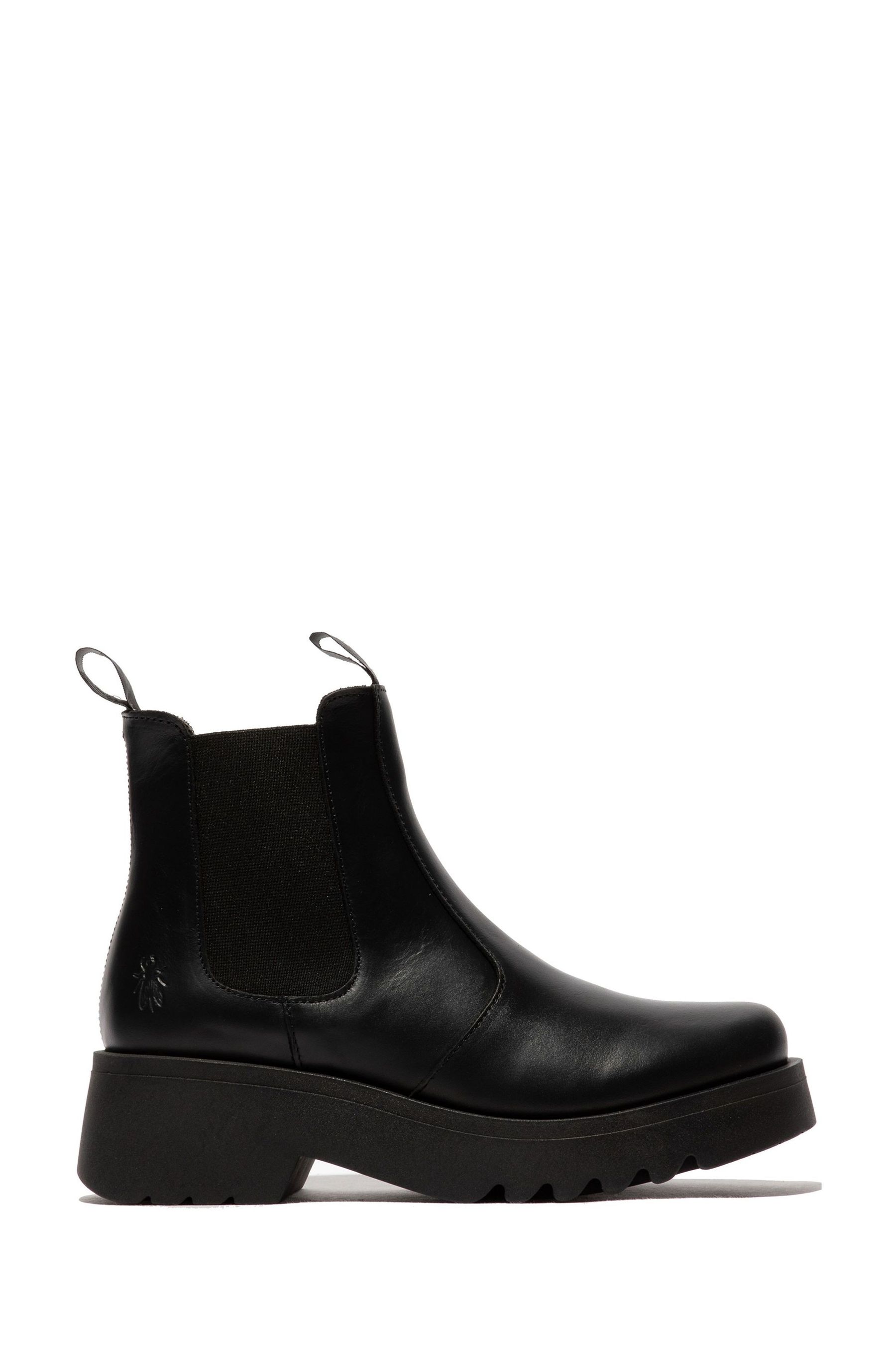 Dirty laundry montana chelsea lug boot top