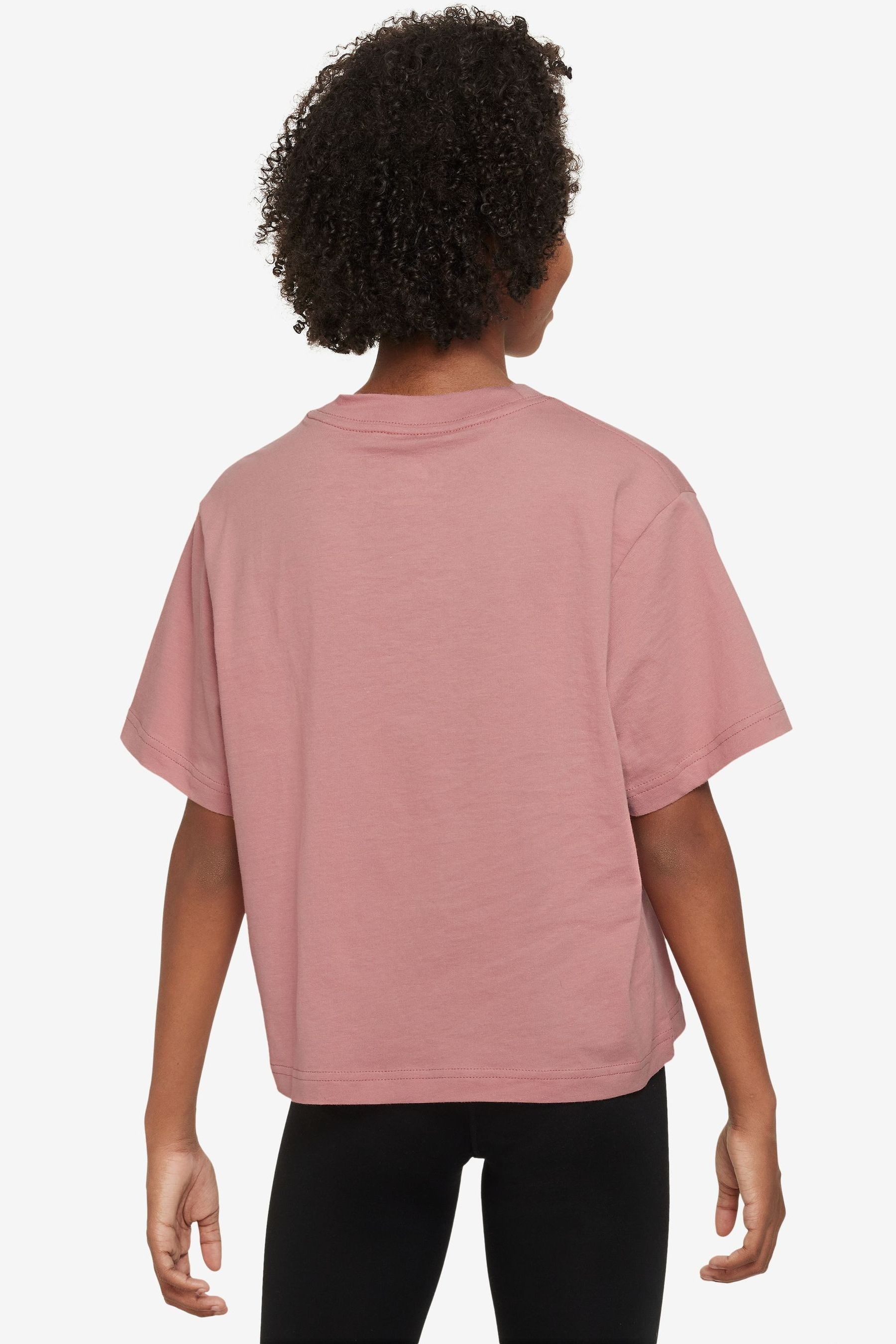 Kaufe Sie Staubrot Nike Essentials Kastiges Oversize T Shirt aus 100 Baumwolle von Next Osterreich